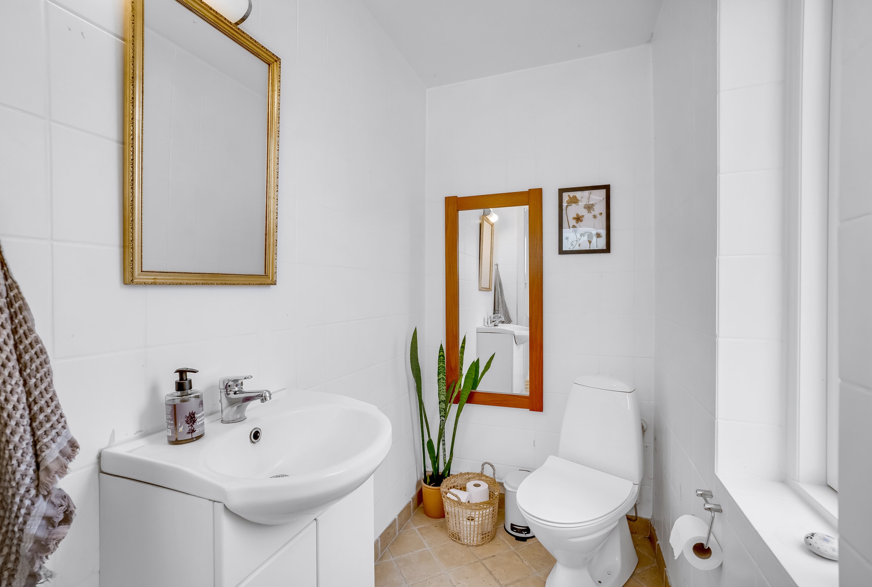 Fremhævet badeværelse billede i fuldskærmstilstand. Billede af Østersøvej 12, 4872 Idestrup