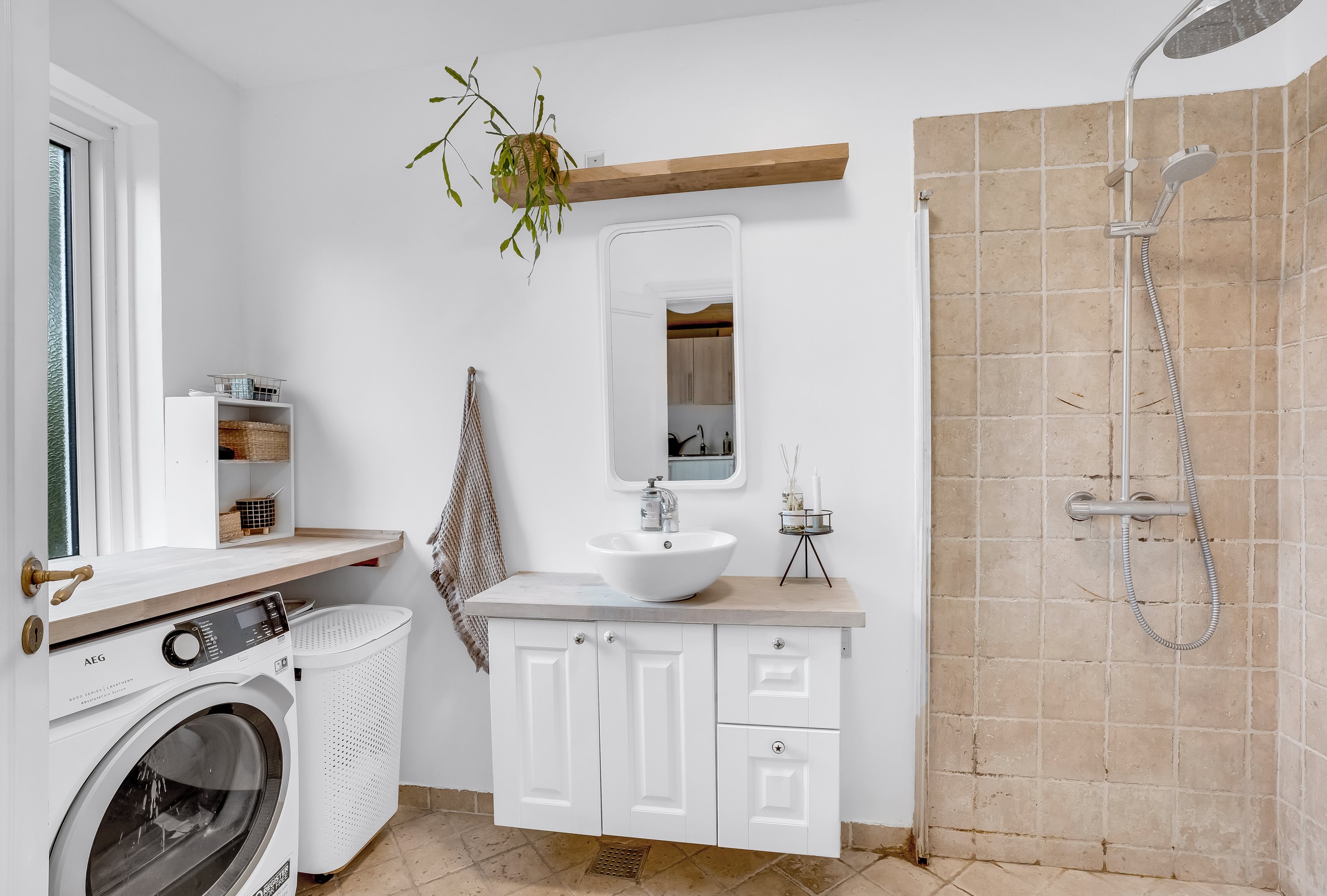 Fremhævet badeværelse billede i fuldskærmstilstand. Billede af Østersøvej 12, 4872 Idestrup