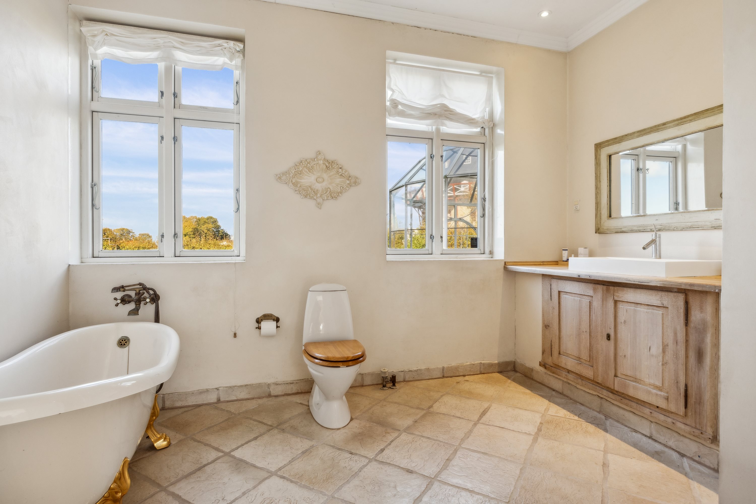 Fremhævet badeværelse billede i fuldskærmstilstand. Billede af Knudstrupvej 8, Løve, 4270 Høng