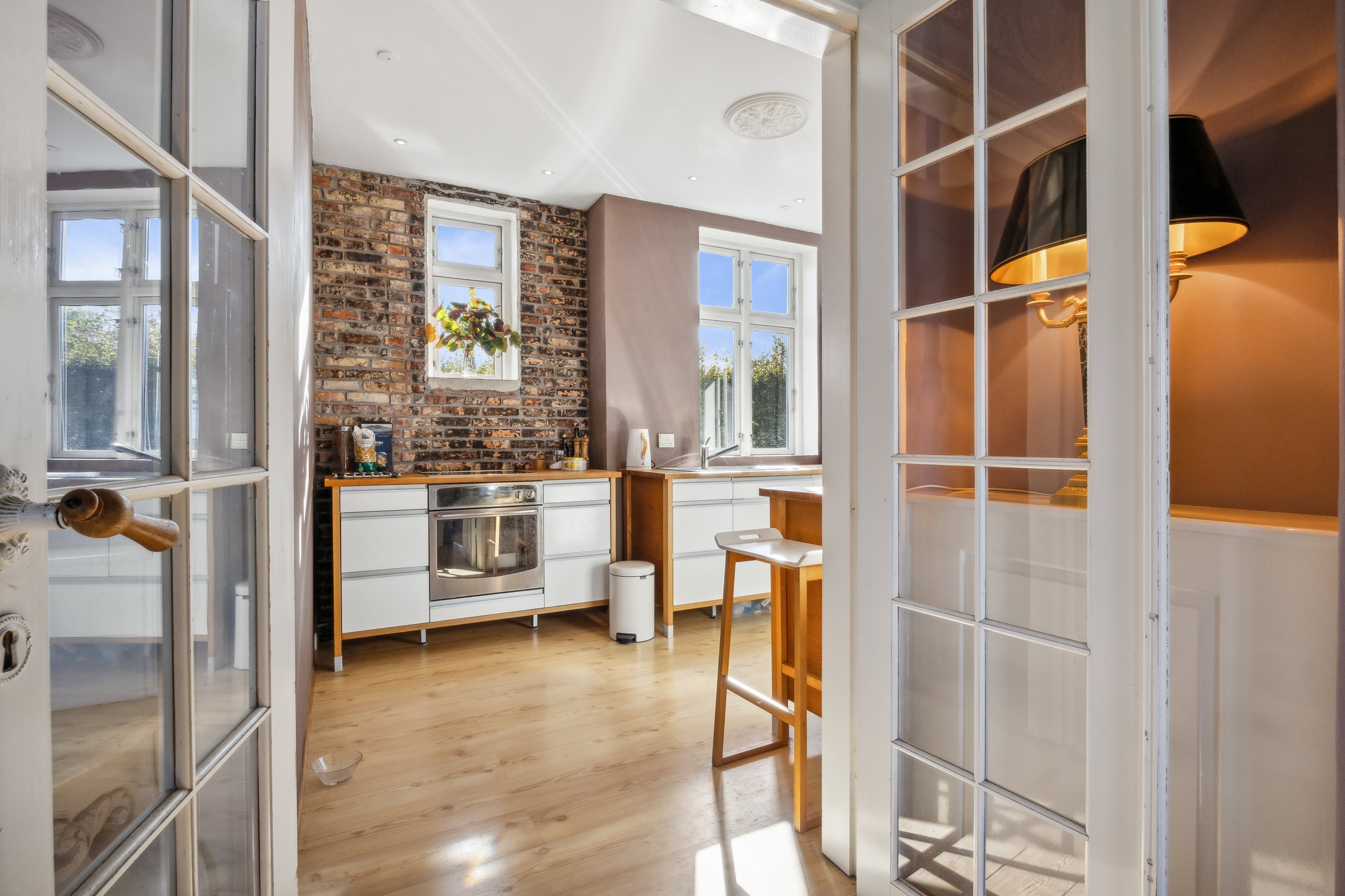 Fremhævet entré billede i fuldskærmstilstand. Billede af Knudstrupvej 8, Løve, 4270 Høng