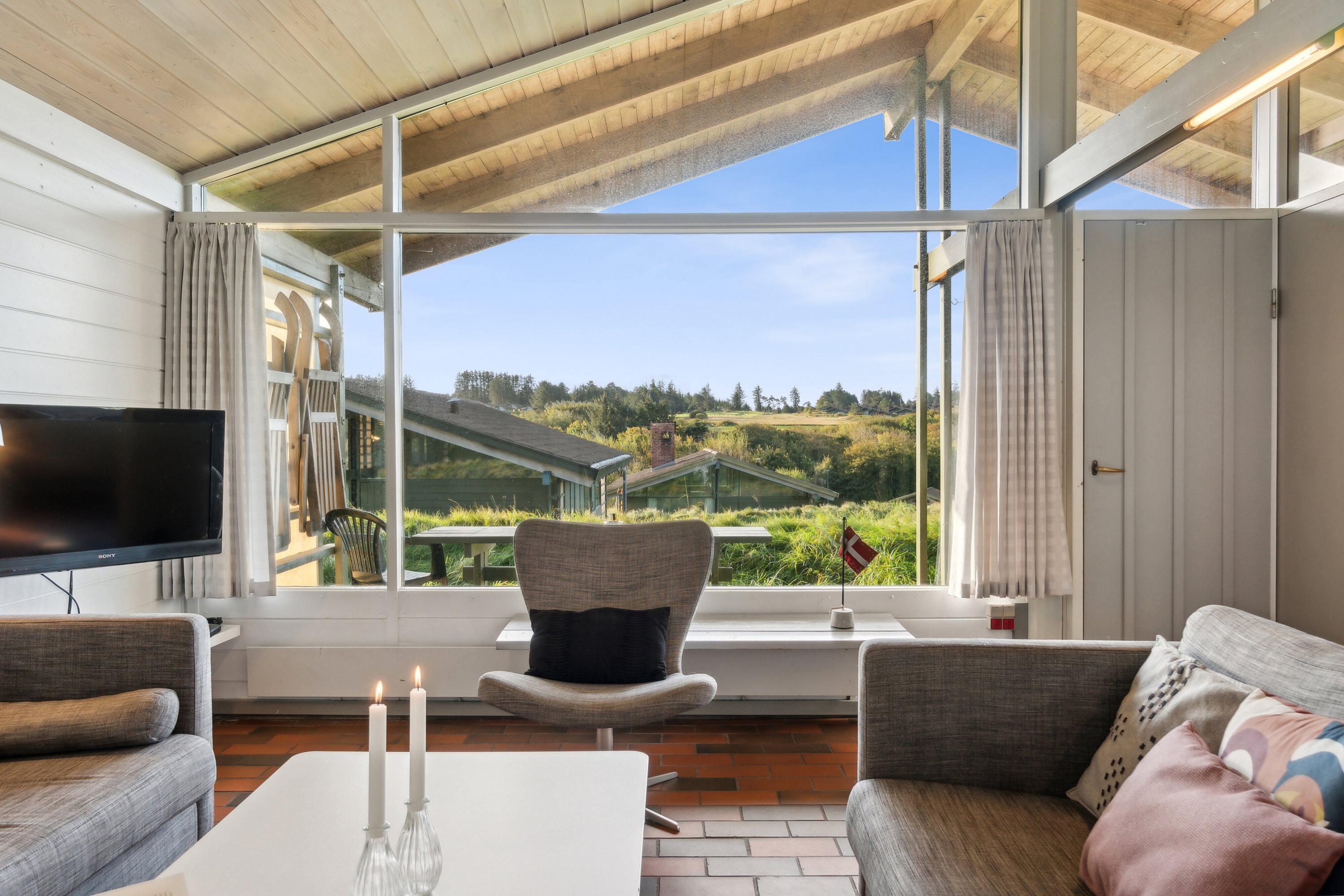 Miniaturebillede 1: stue. Billede af Solskinsvej 58, Vigsø, 7730 Hanstholm