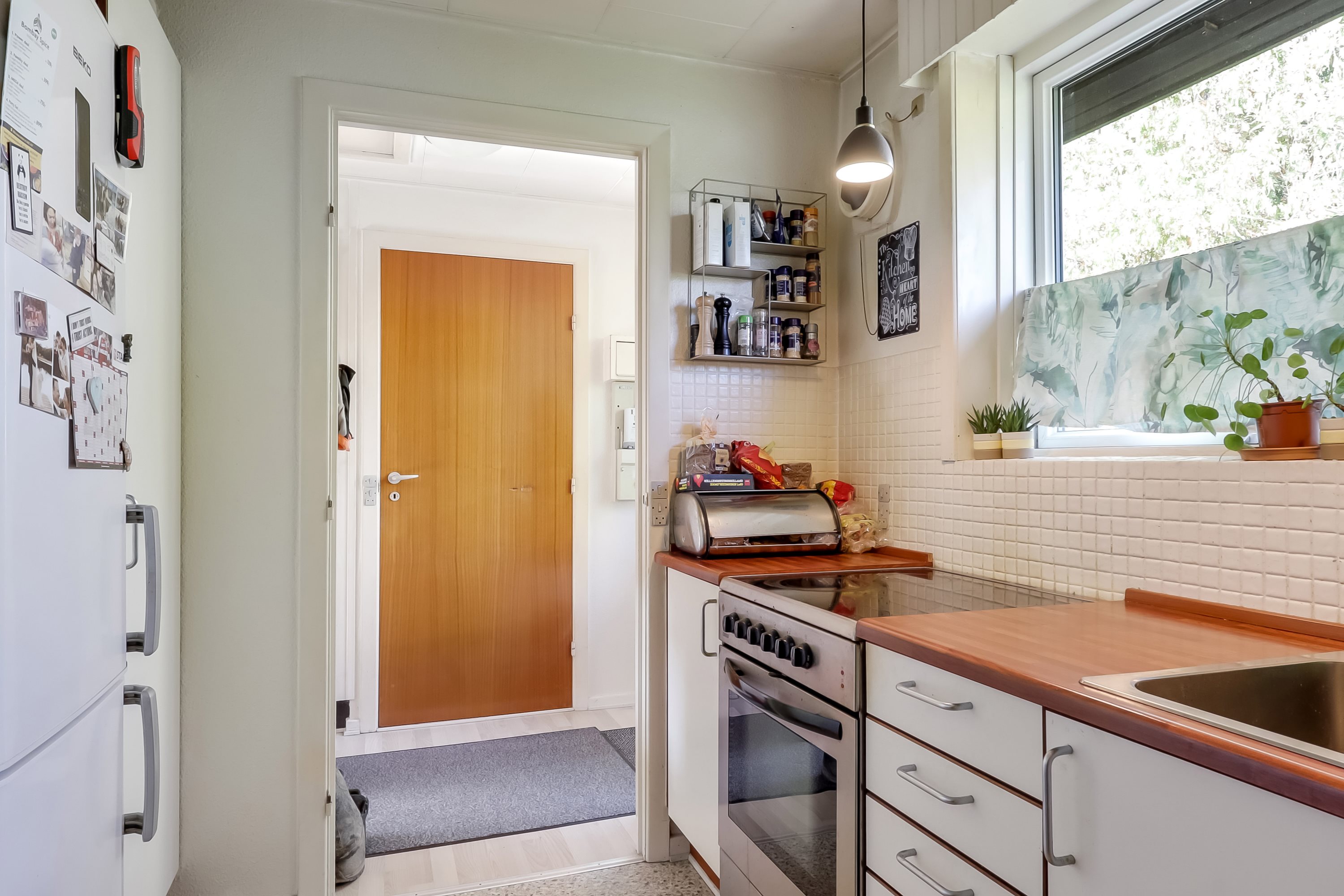 Fremhævet køkken billede i fuldskærmstilstand. Billede af Trappebæksvej 27A, st.., 5700 Svendborg