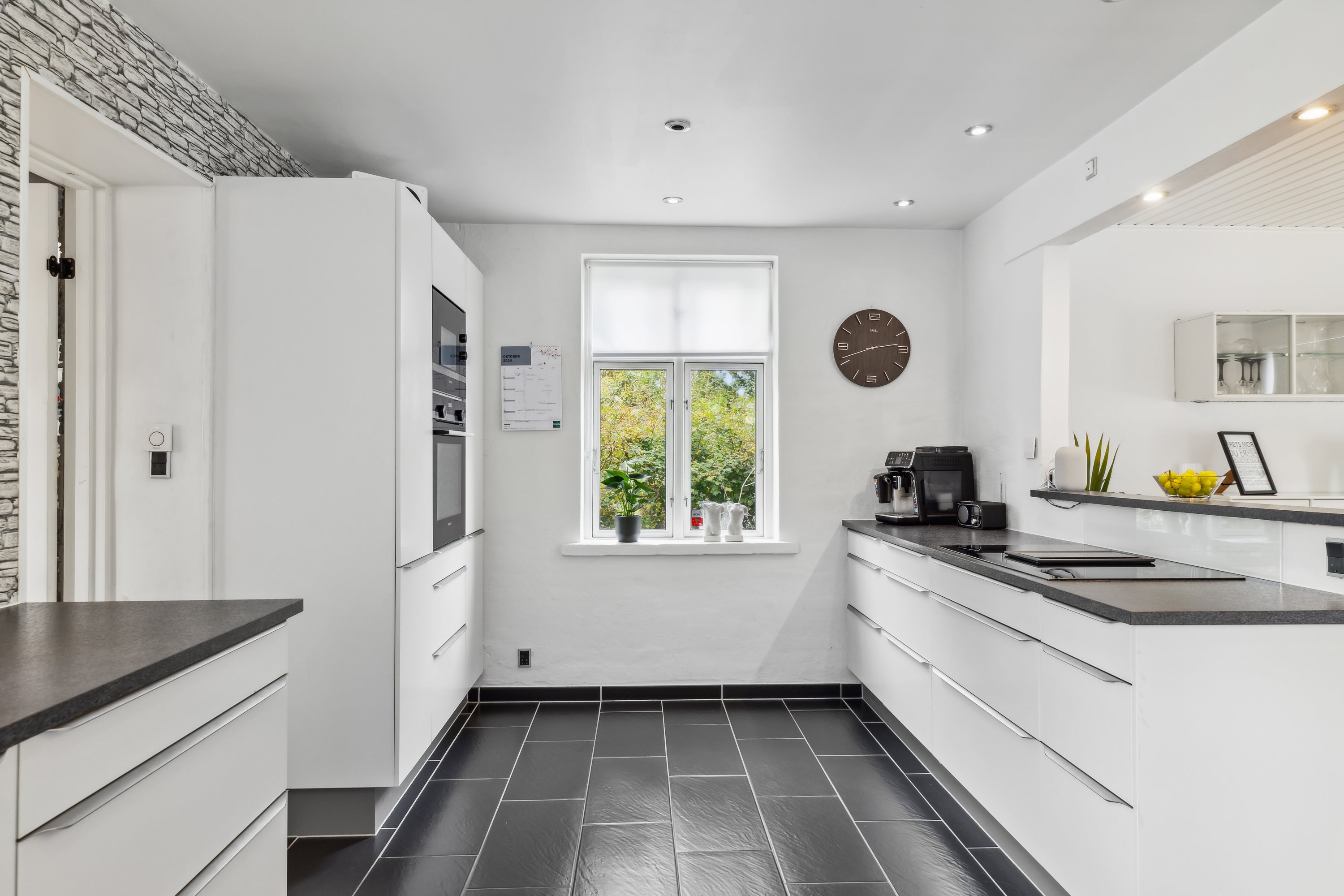 Fremhævet køkken billede i fuldskærmstilstand. Billede af Stubbækvej 2, Sønder-Hostrup, 6200 Aabenraa