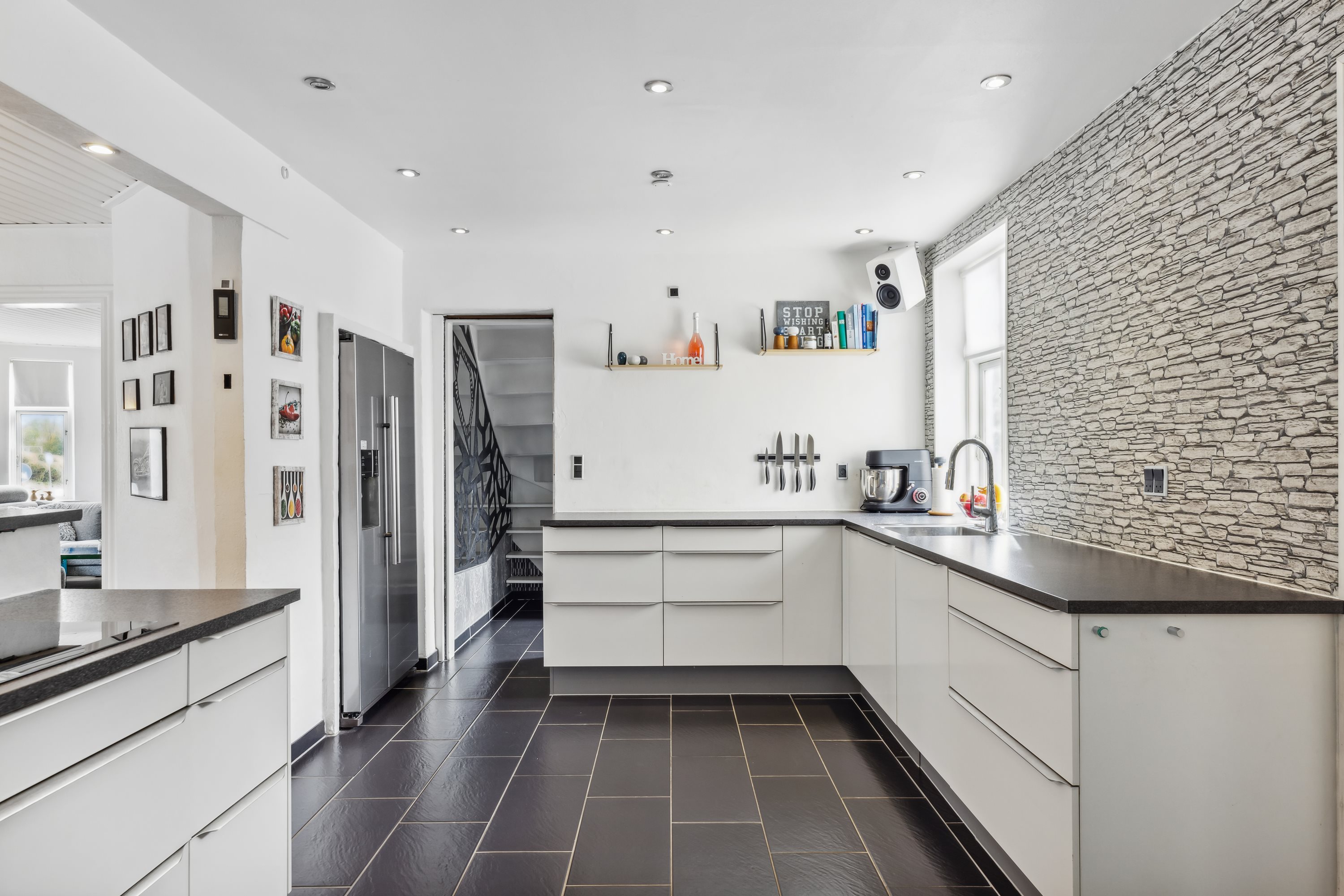 Fremhævet køkken billede i fuldskærmstilstand. Billede af Stubbækvej 2, Sønder-Hostrup, 6200 Aabenraa