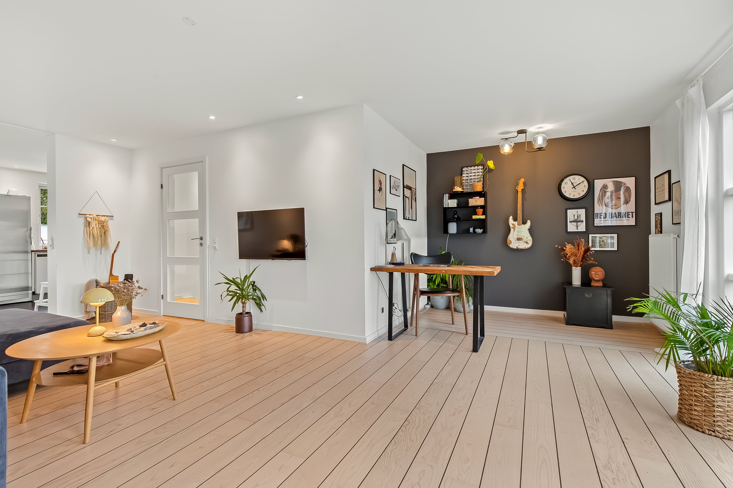 Fremhævet stue billede i fuldskærmstilstand. Billede af Søvej 7, 7100 Vejle