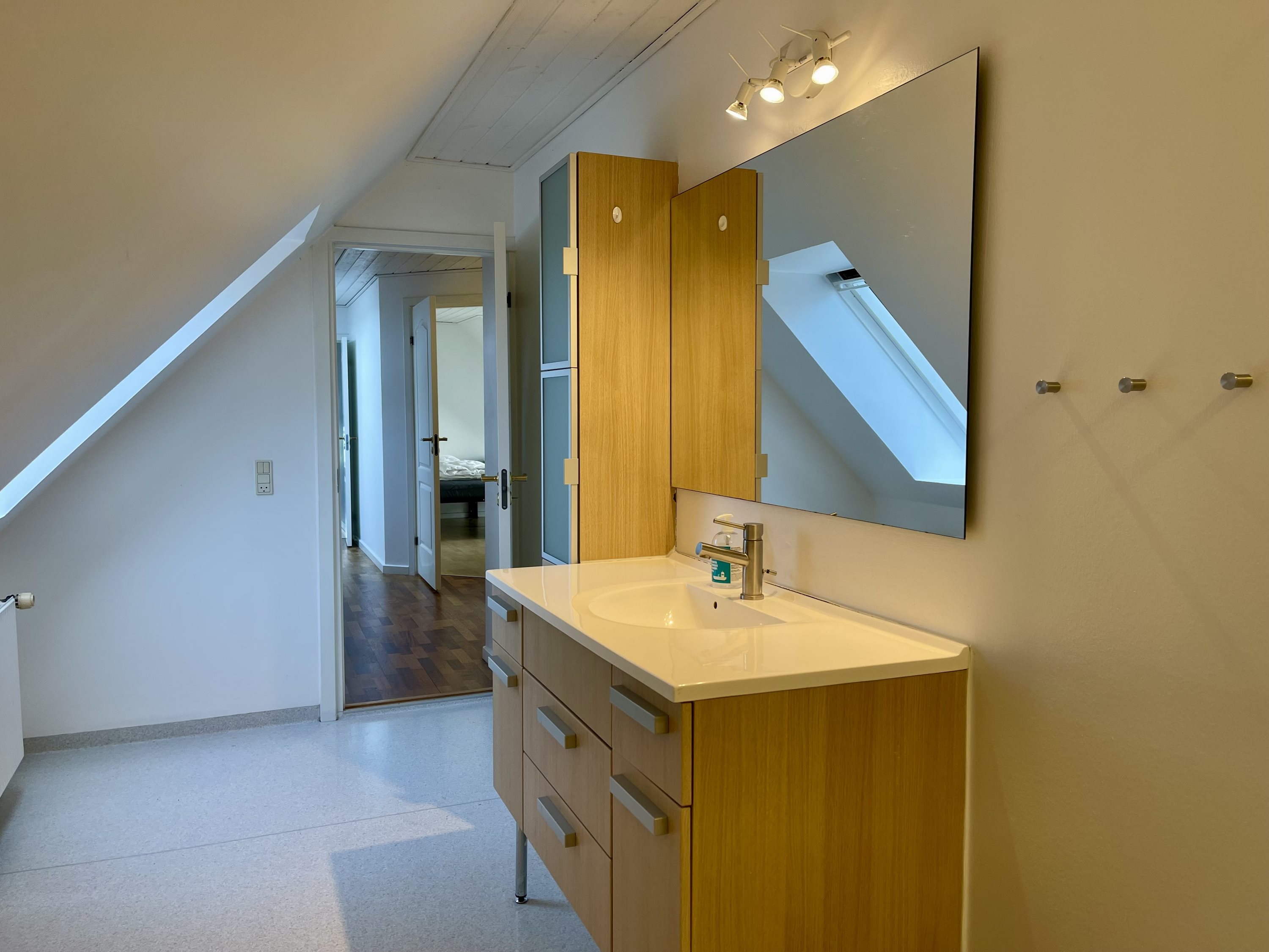 Fremhævet  billede i fuldskærmstilstand. Billede af Føltvedvej 12, Øster Hassing, 9362 Gandrup