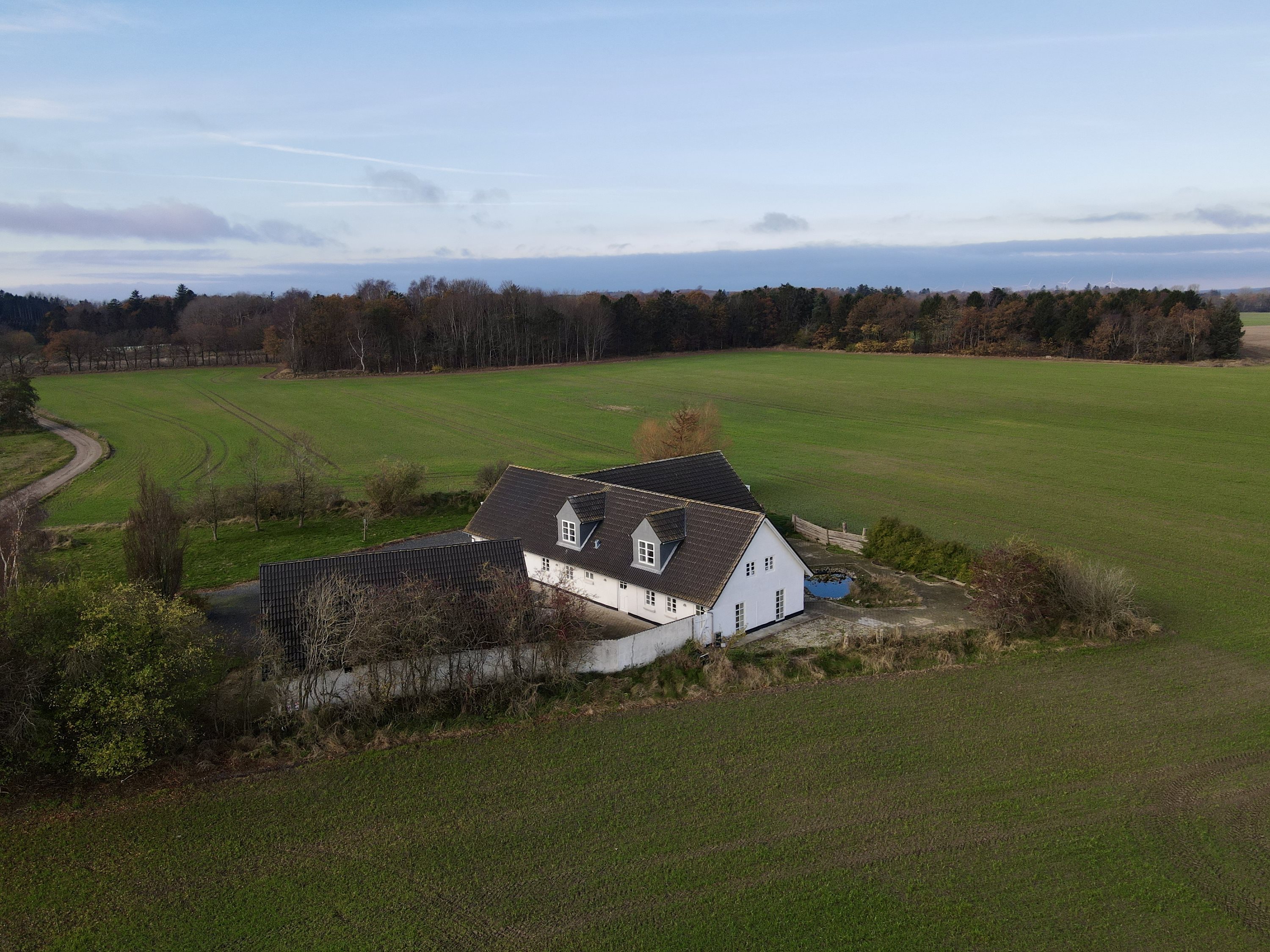 Fremhævet  billede i fuldskærmstilstand. Billede af Føltvedvej 12, Øster Hassing, 9362 Gandrup