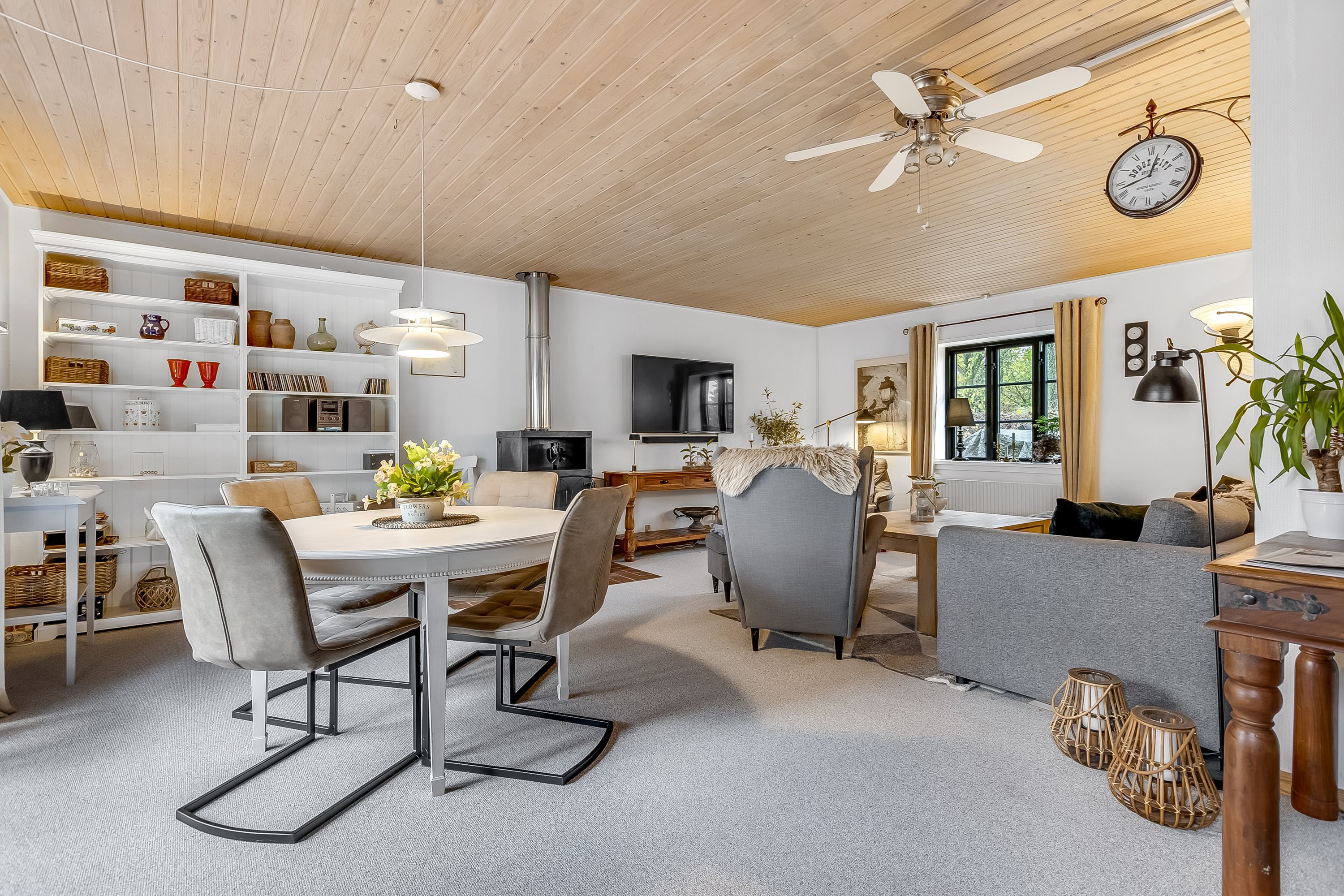 Fremhævet stue billede i fuldskærmstilstand. Billede af Ubberup Bygade 4, 4400 Kalundborg