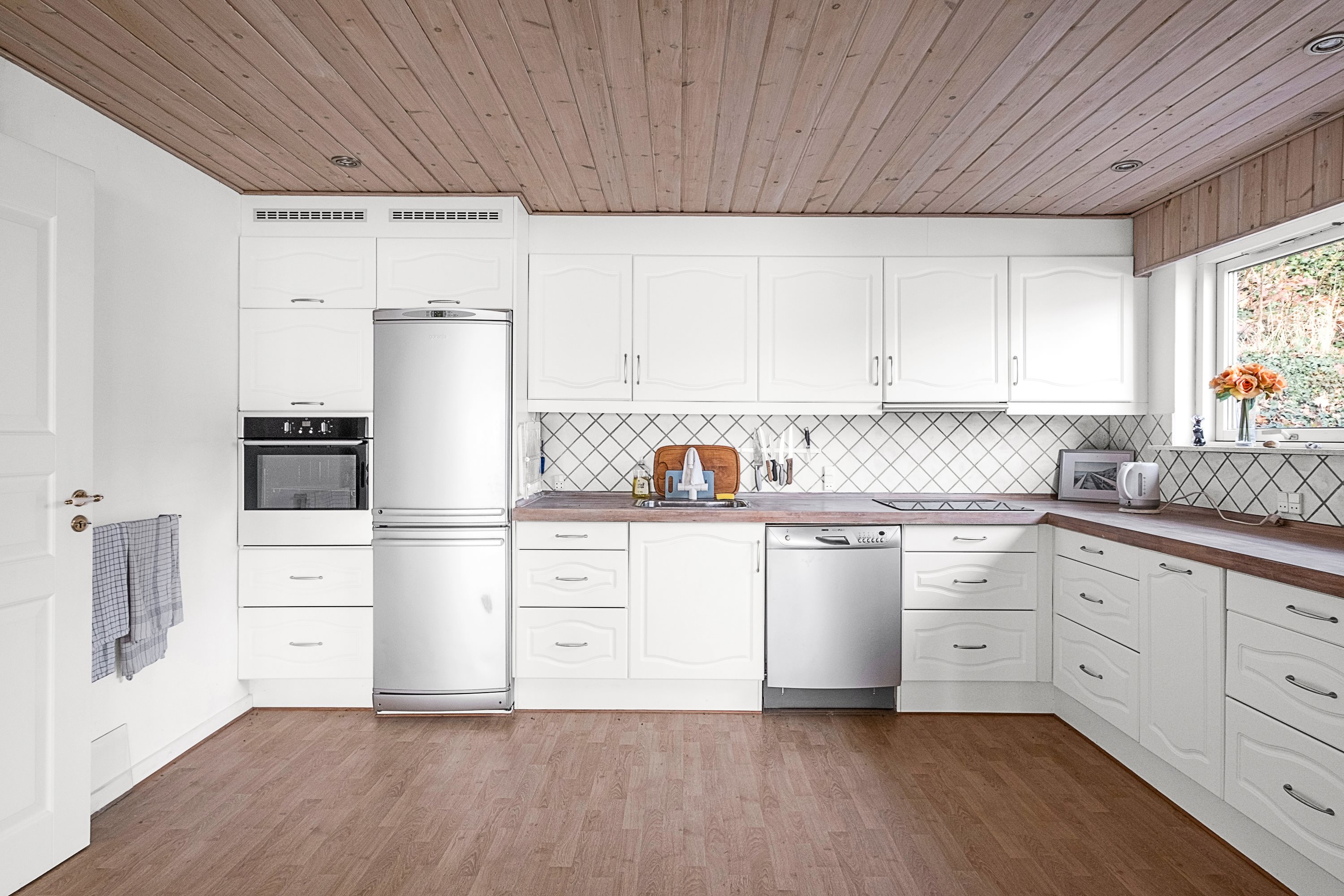 Fremhævet køkken billede i fuldskærmstilstand. Billede af Havbakkevej 71, 8250 Egå