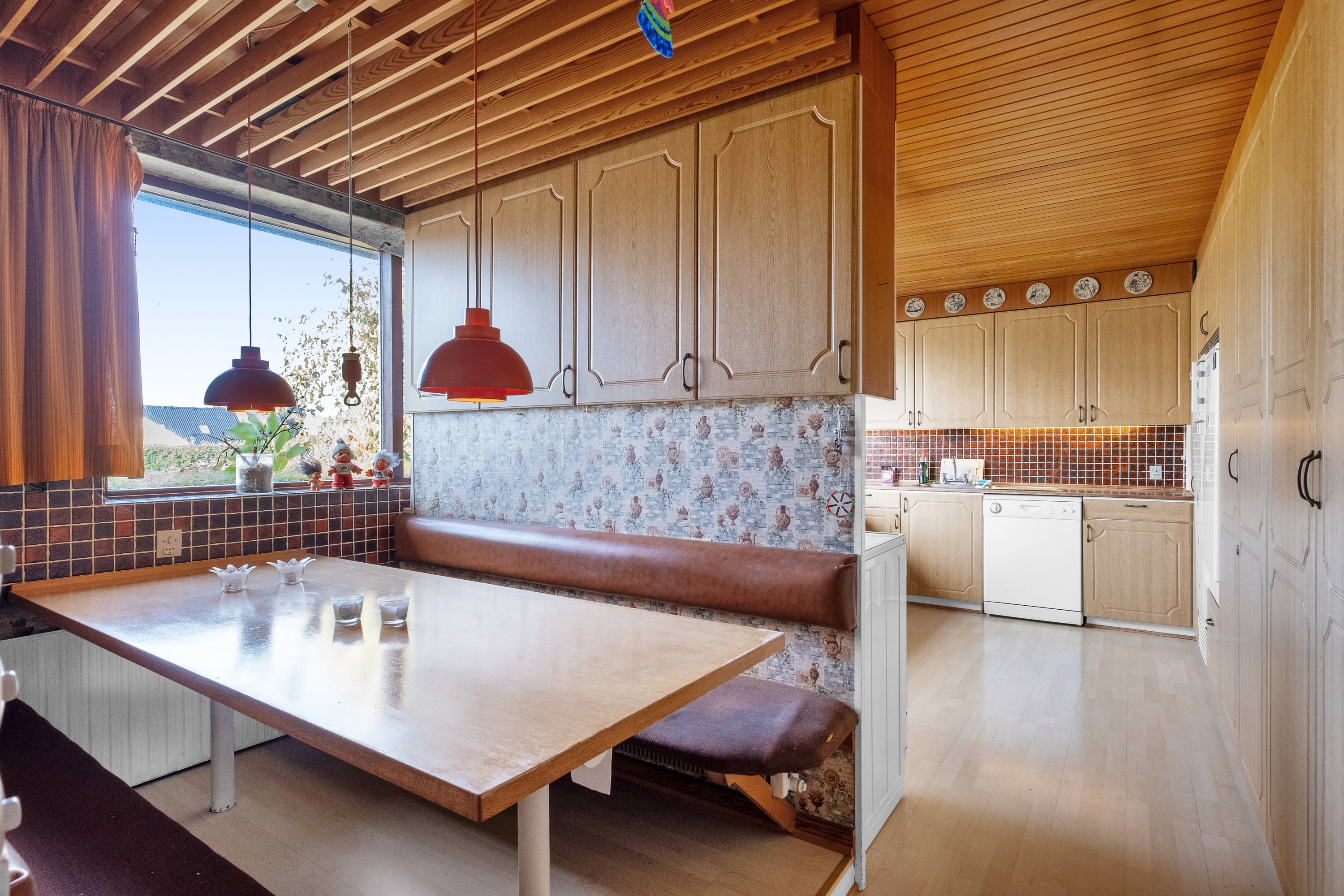 Fremhævet køkken alrum billede i fuldskærmstilstand. Billede af Skæring Strandvej 34, 8250 Egå