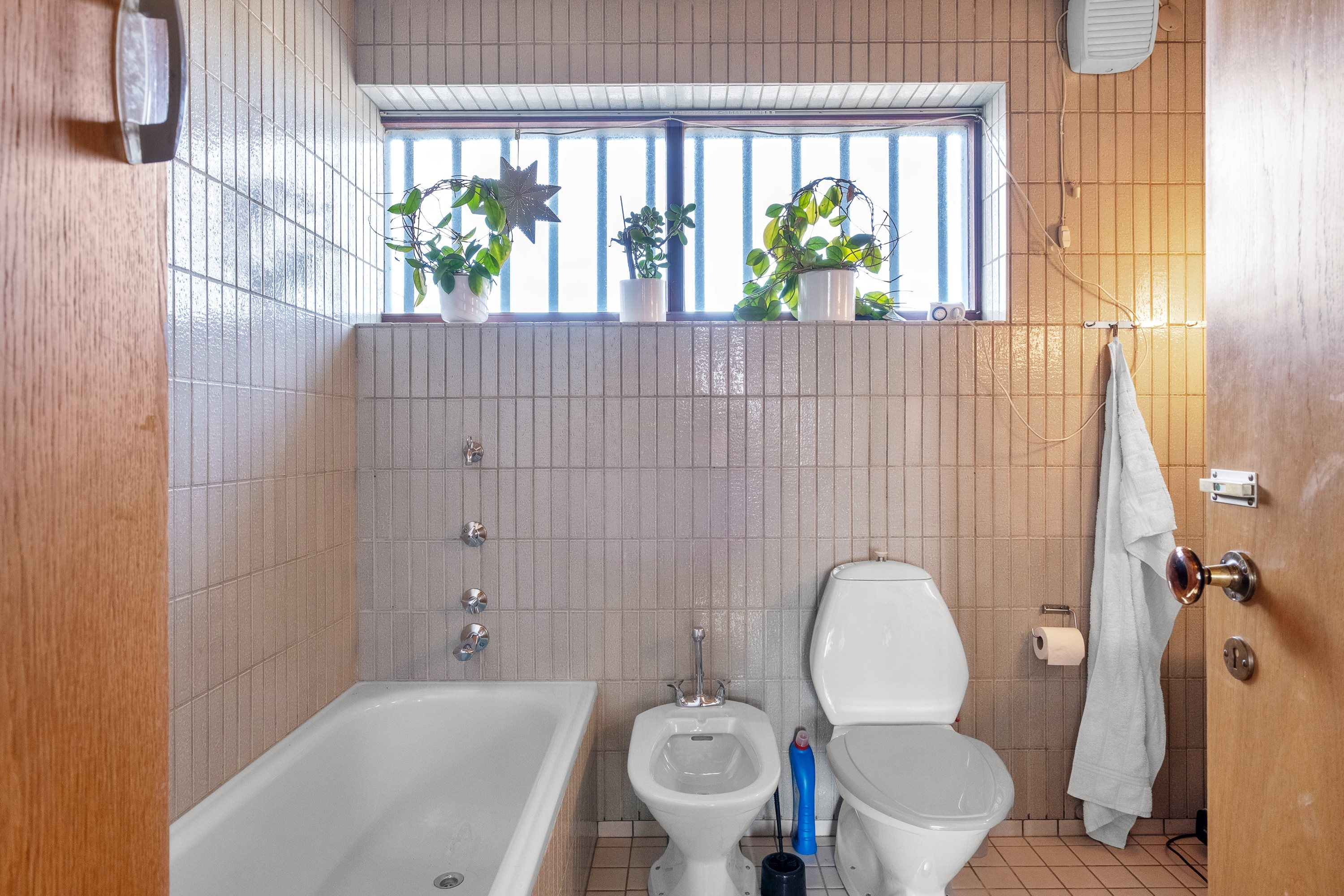 Fremhævet badeværelse billede i fuldskærmstilstand. Billede af Skæring Strandvej 34, 8250 Egå