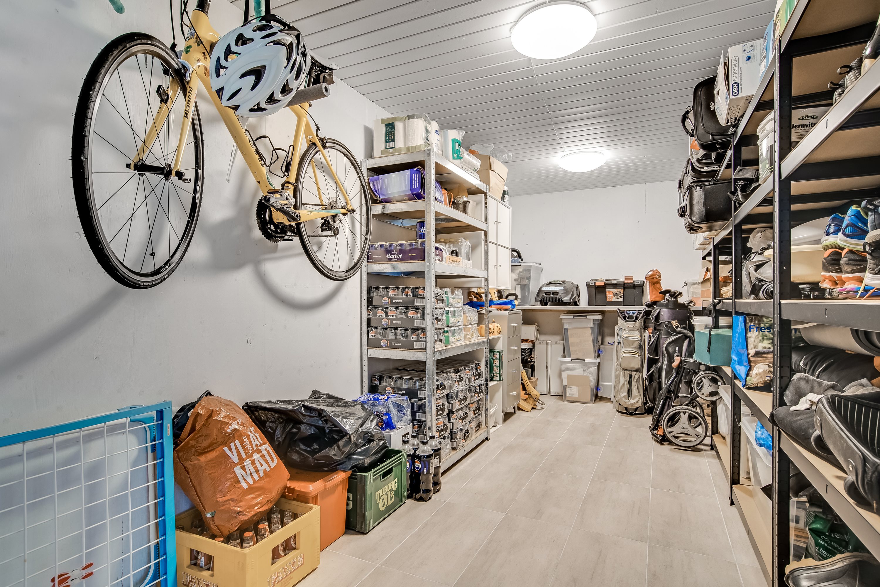 Fremhævet redskabsrum billede i fuldskærmstilstand. Billede af Engholmgård 28, Tvis, 7500 Holstebro