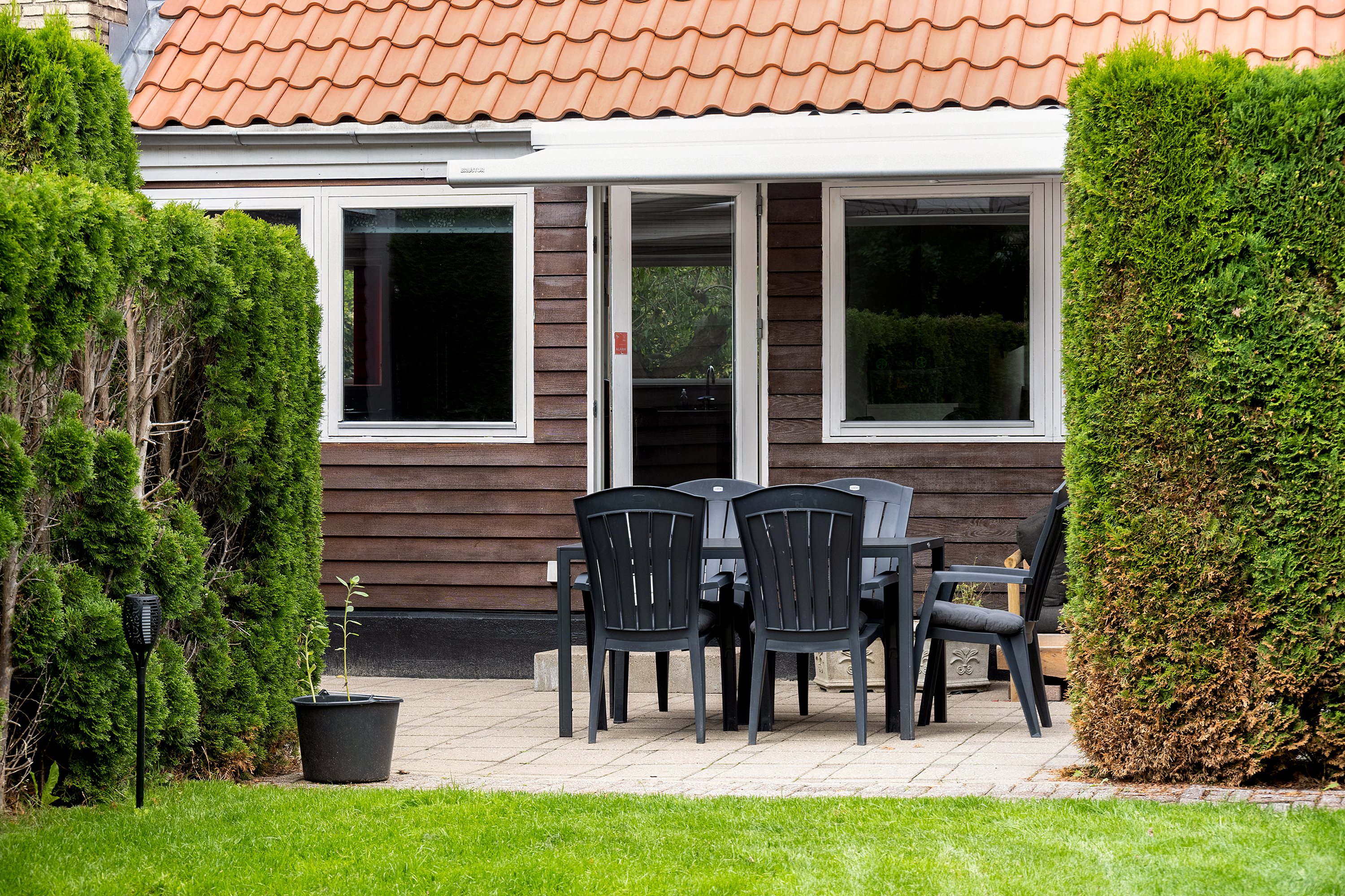 Fremhævet ejendommen billede i fuldskærmstilstand. Billede af Smakkegårdsvej 65, 2820 Gentofte