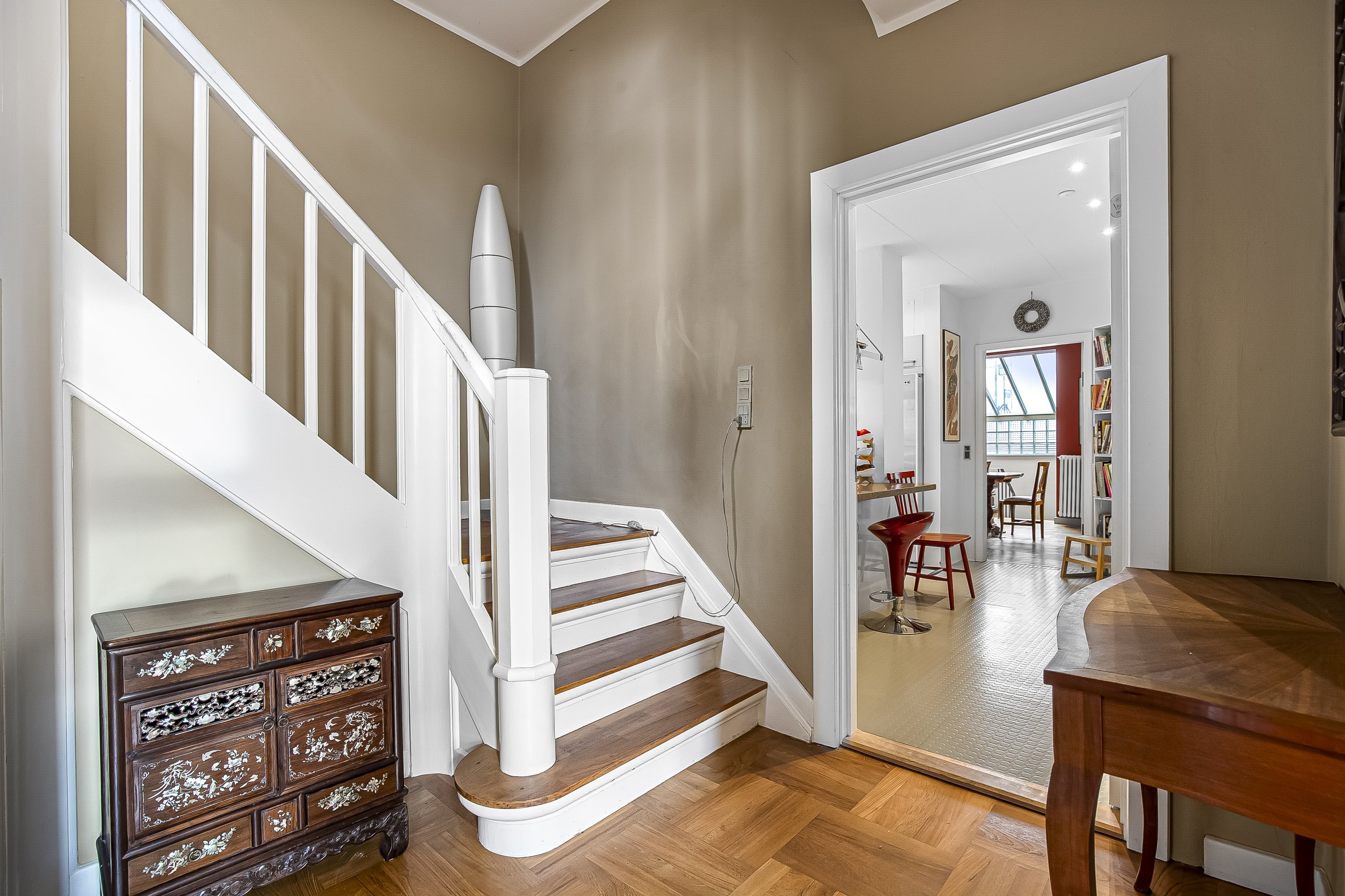 Fremhævet trappe billede i fuldskærmstilstand. Billede af Gl. Strandvej 10, Kolding, 6000 Kolding