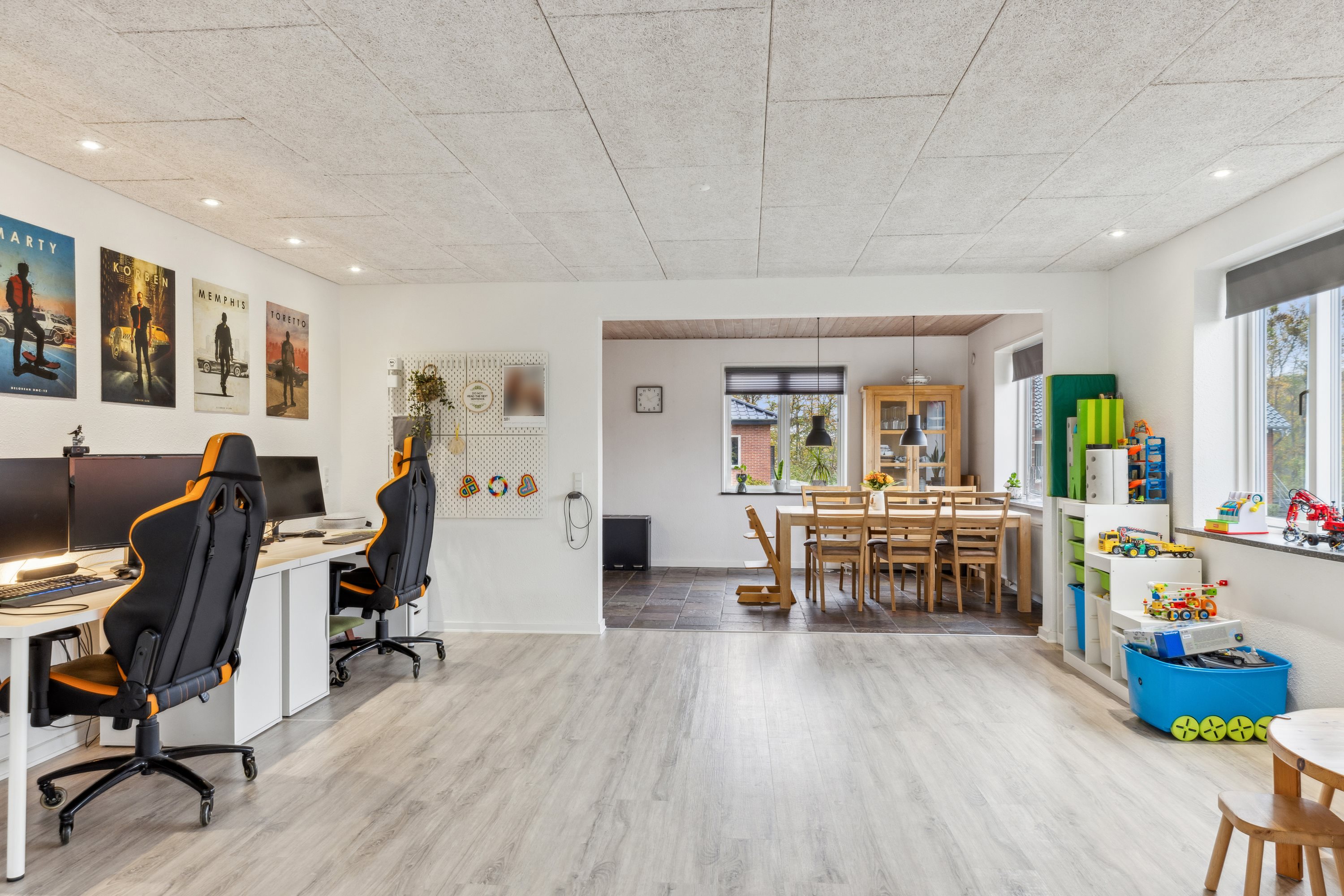 Fremhævet stue billede i fuldskærmstilstand. Billede af Kirkegårdsvej 41, 6300 Gråsten