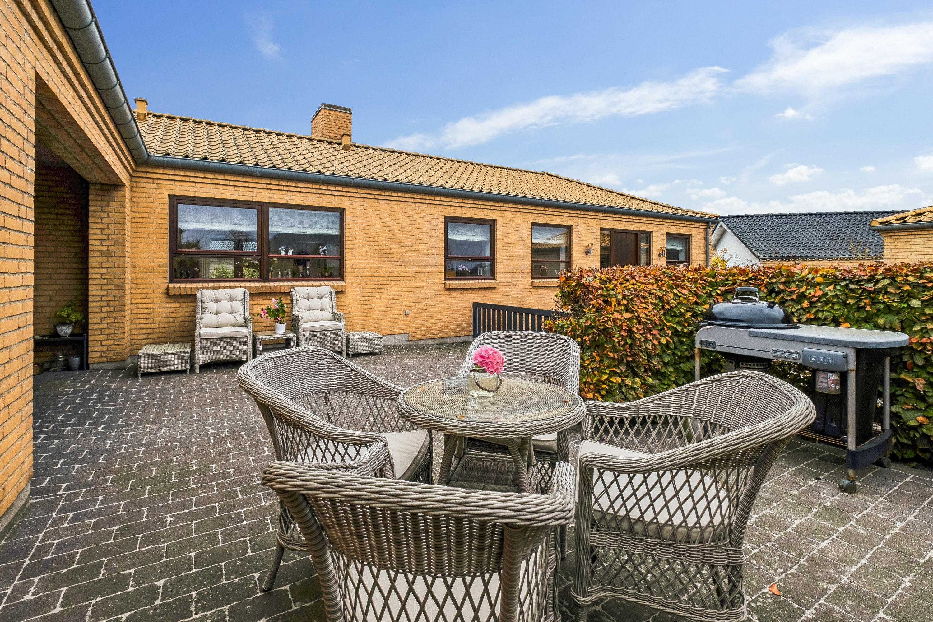 Fremhævet terrasse billede i fuldskærmstilstand. Billede af Fjordblik 13, Klakring, 7130 Juelsminde