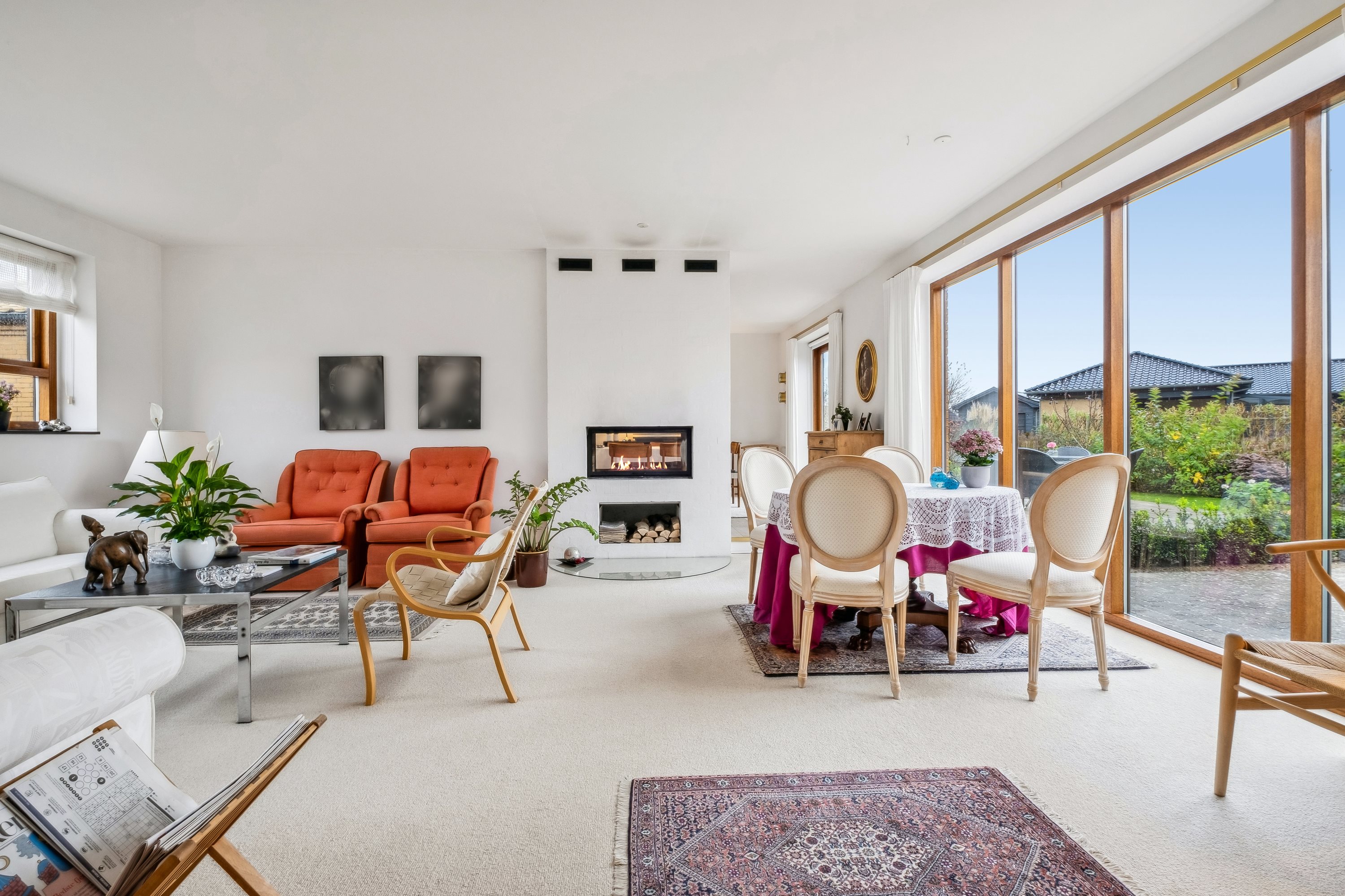 Miniaturebillede 1: stue. Billede af Fjordblik 13, Klakring, 7130 Juelsminde