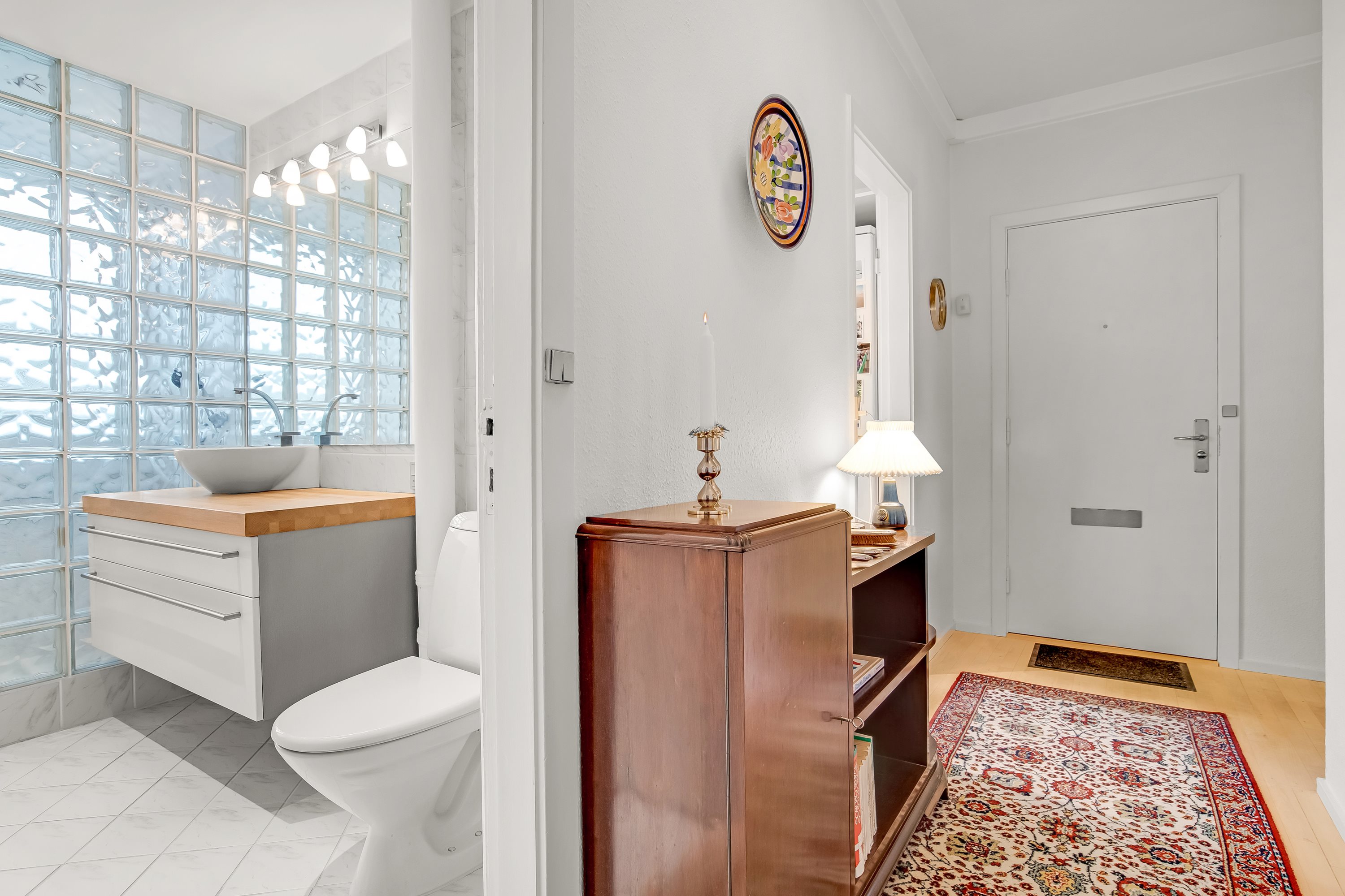 Fremhævet gang billede i fuldskærmstilstand. Billede af Doktorvænget 8, 1. th., 7500 Holstebro