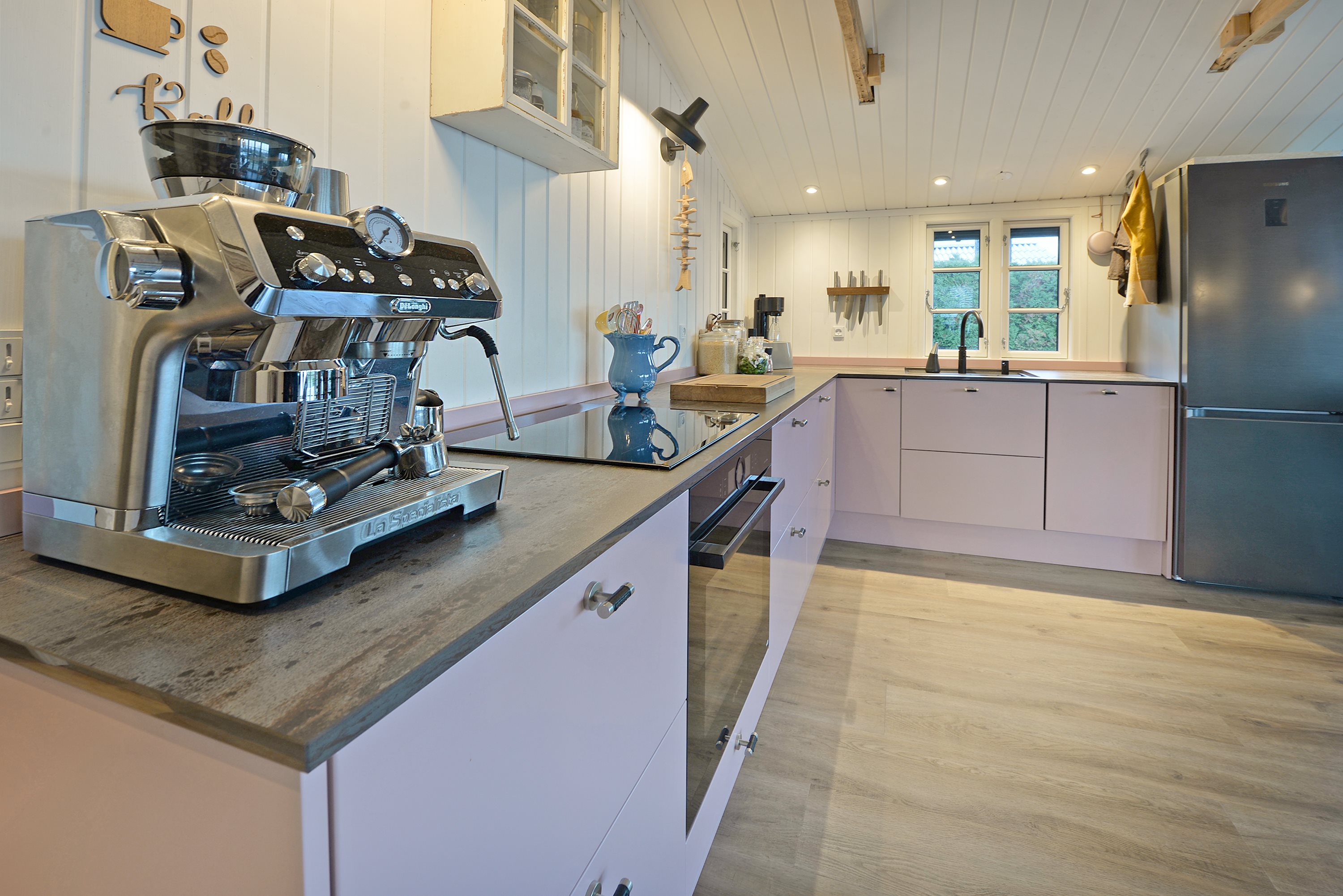 Fremhævet  billede i fuldskærmstilstand. Billede af Skåstrup Strand Øst 95, 5400 Bogense