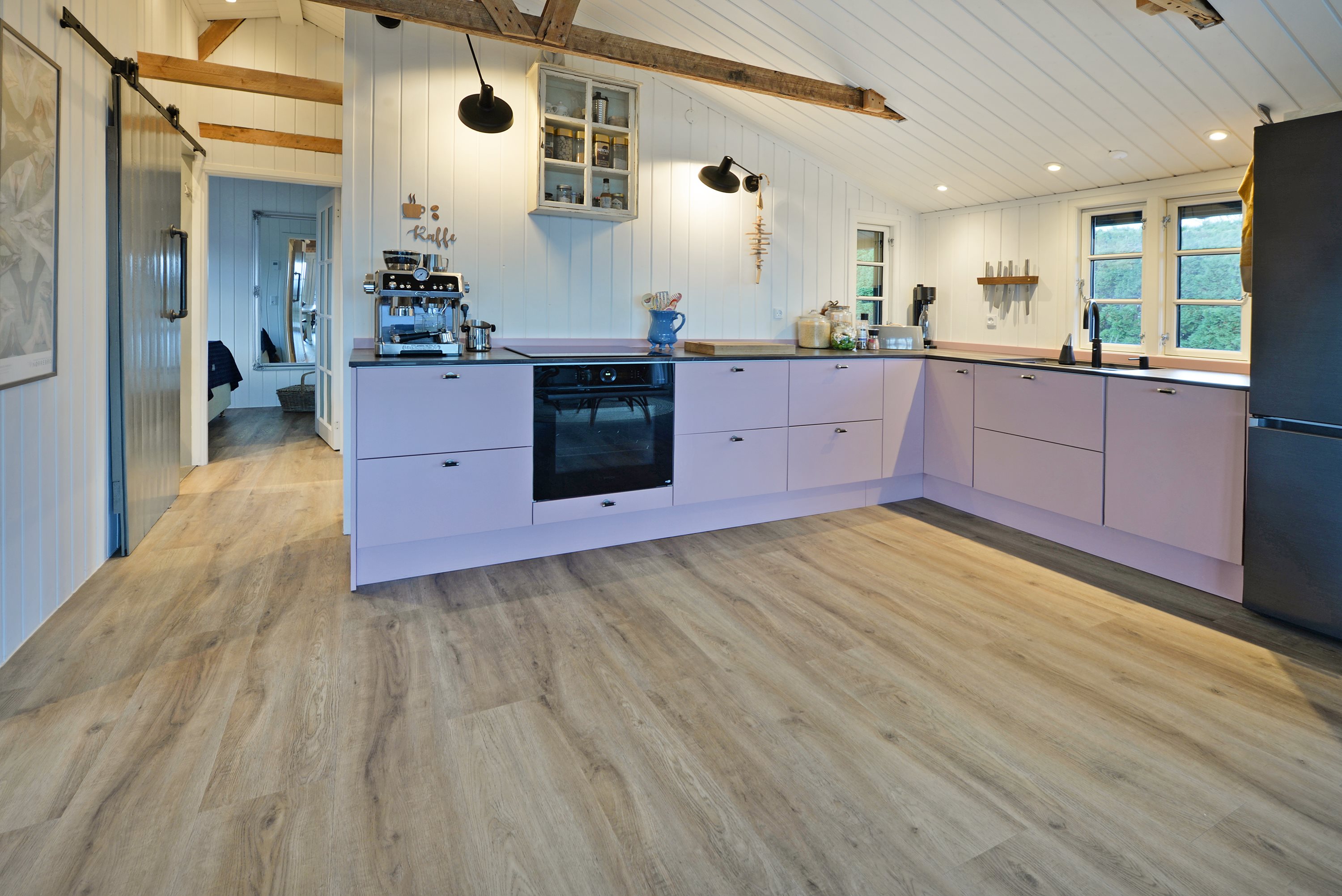 Fremhævet  billede i fuldskærmstilstand. Billede af Skåstrup Strand Øst 95, 5400 Bogense