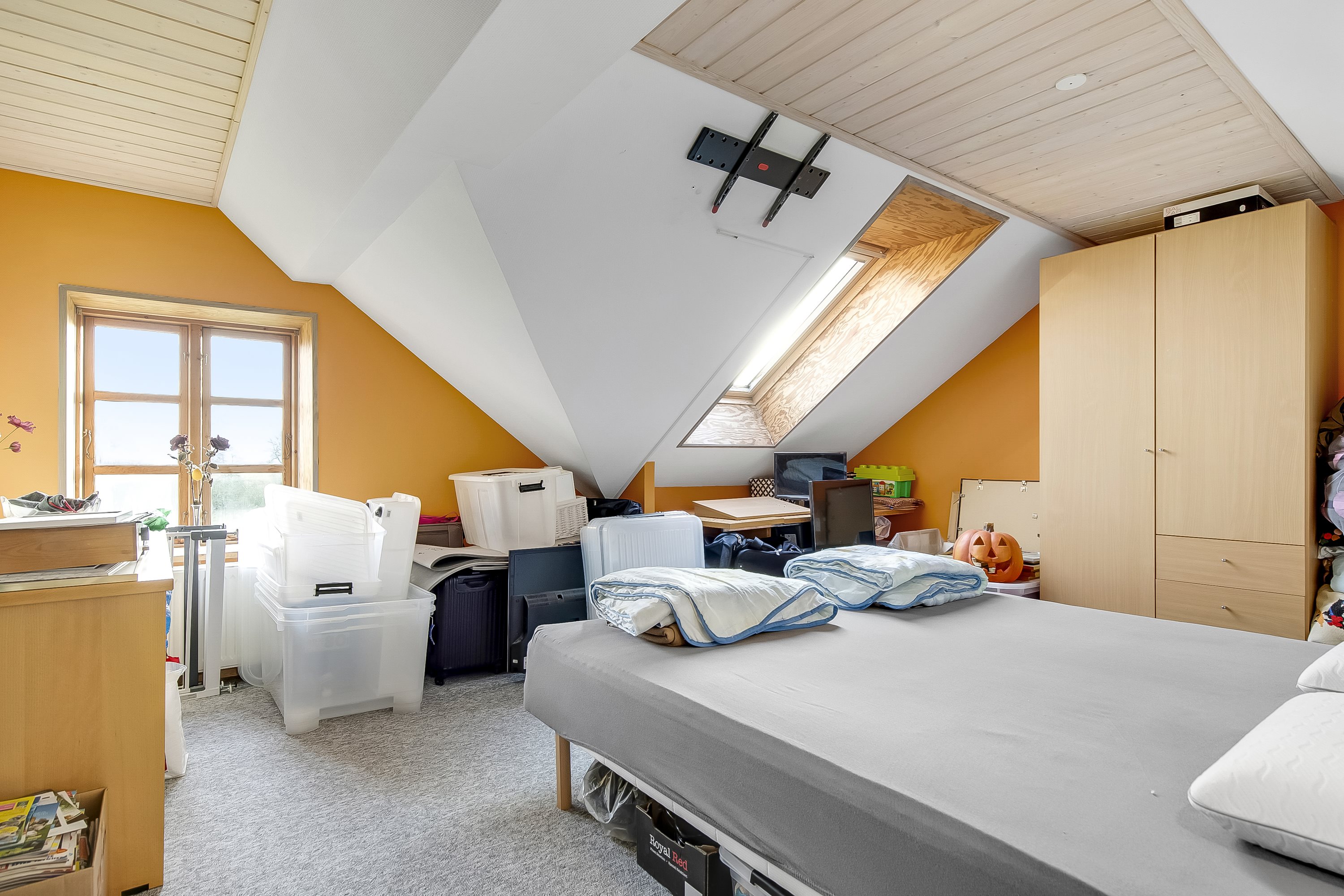 Fremhævet værelse billede i fuldskærmstilstand. Billede af Åstorpvej 53, 6093 Sjølund