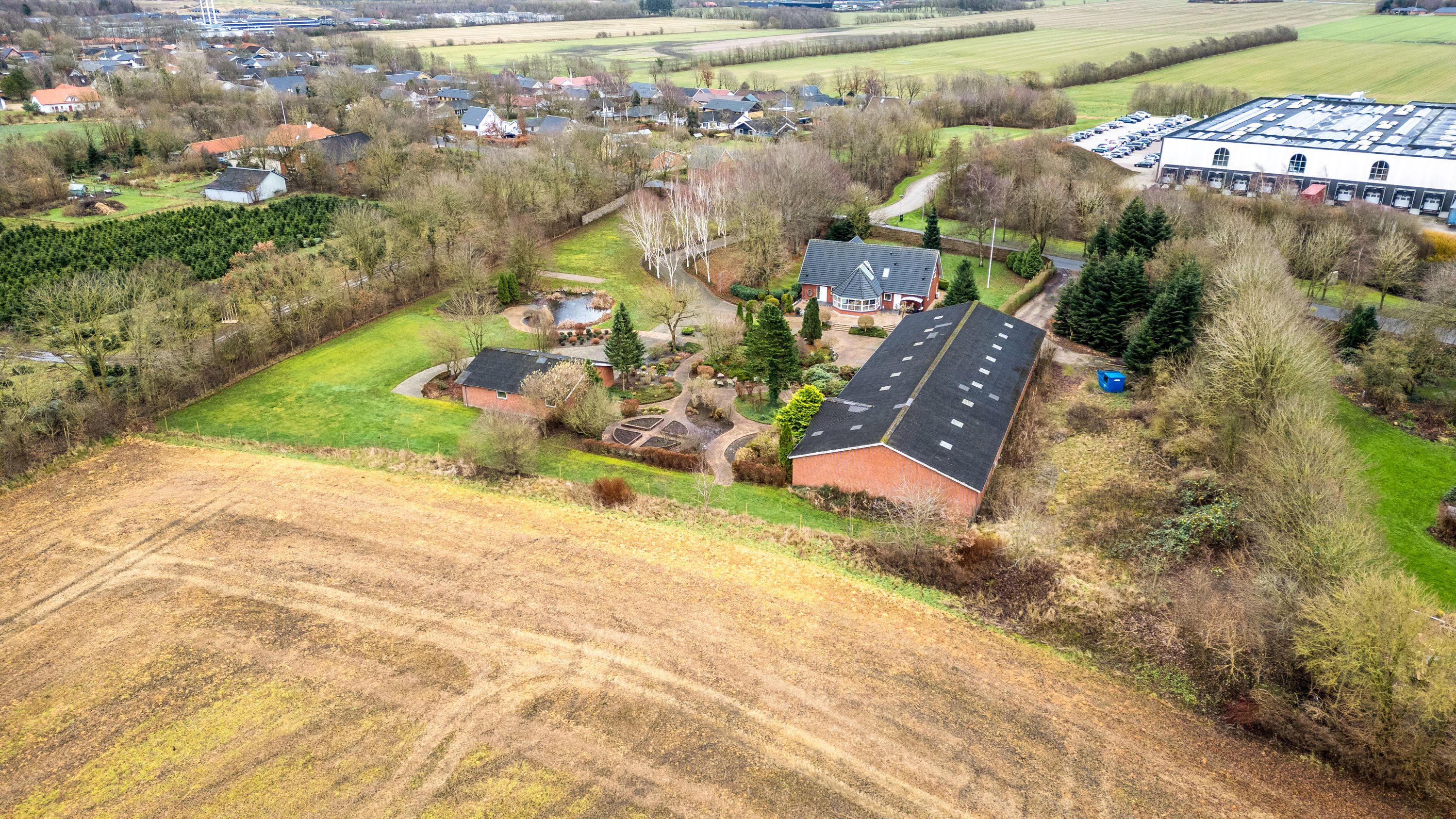 Fremhævet luftfoto billede i fuldskærmstilstand. Billede af Smedegårdvej 11, Tvis, 7500 Holstebro