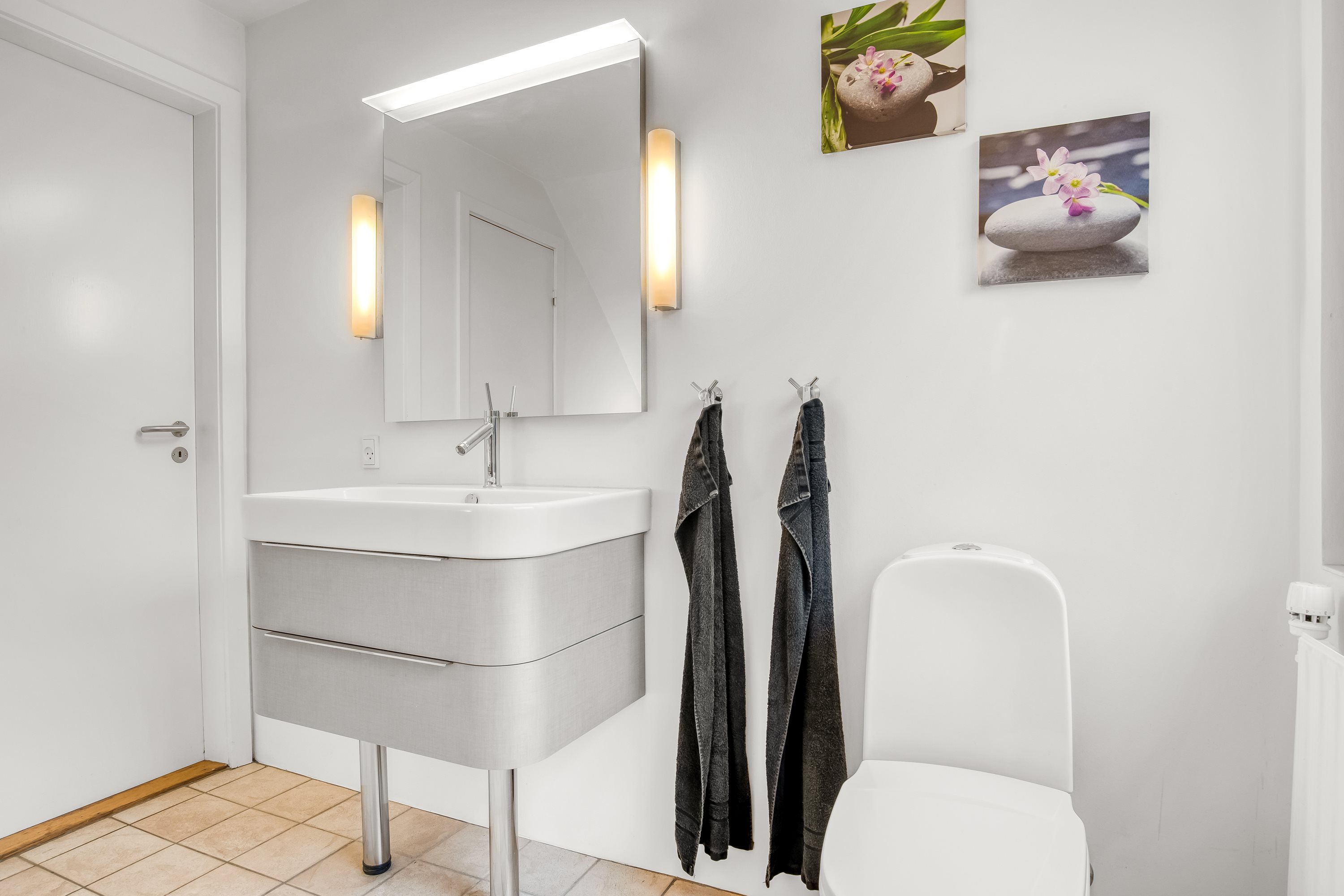 Fremhævet badeværelse billede i fuldskærmstilstand. Billede af Smedegårdvej 11, Tvis, 7500 Holstebro