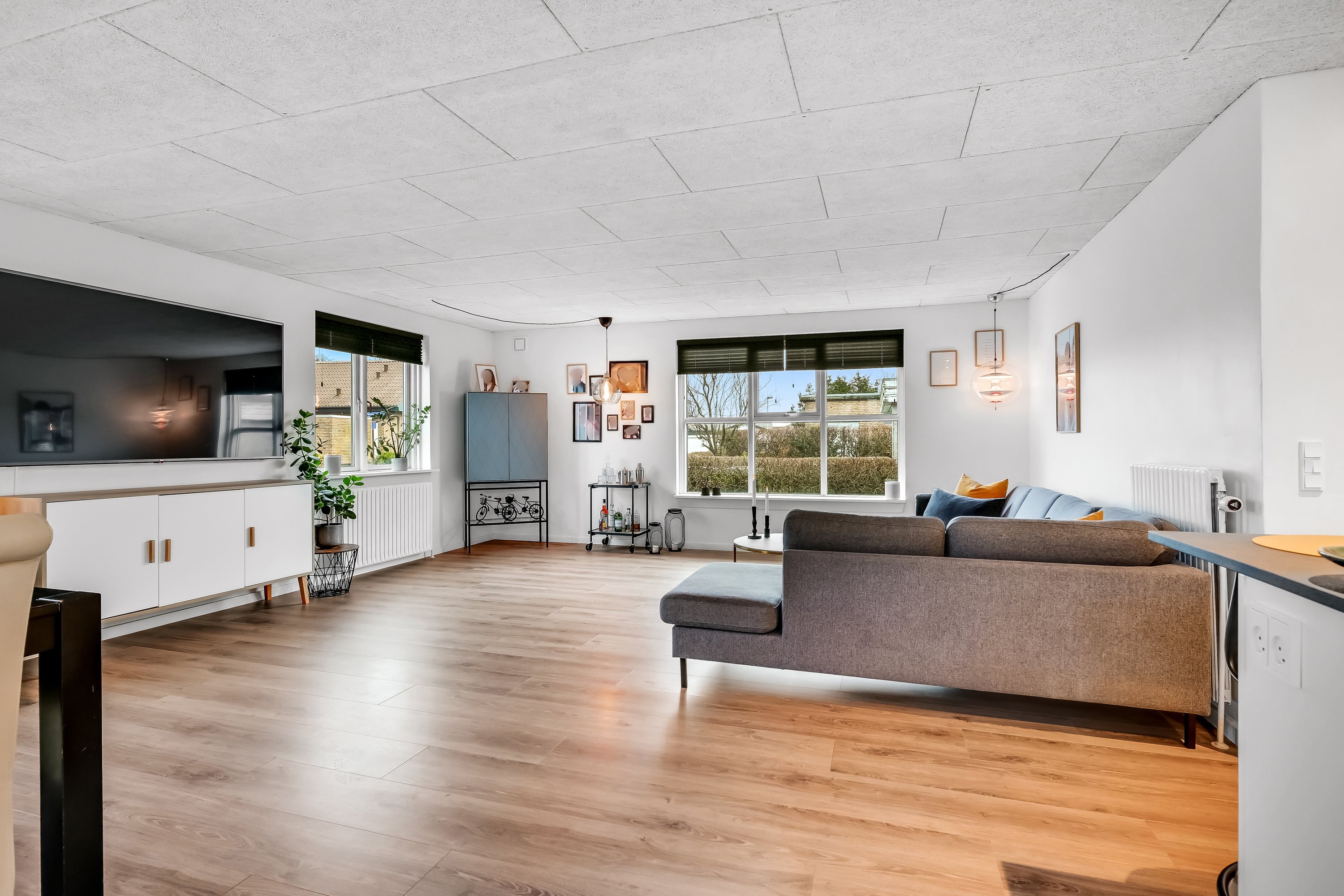 Fremhævet stue billede i fuldskærmstilstand. Billede af Mejdalvej 53, 7500 Holstebro