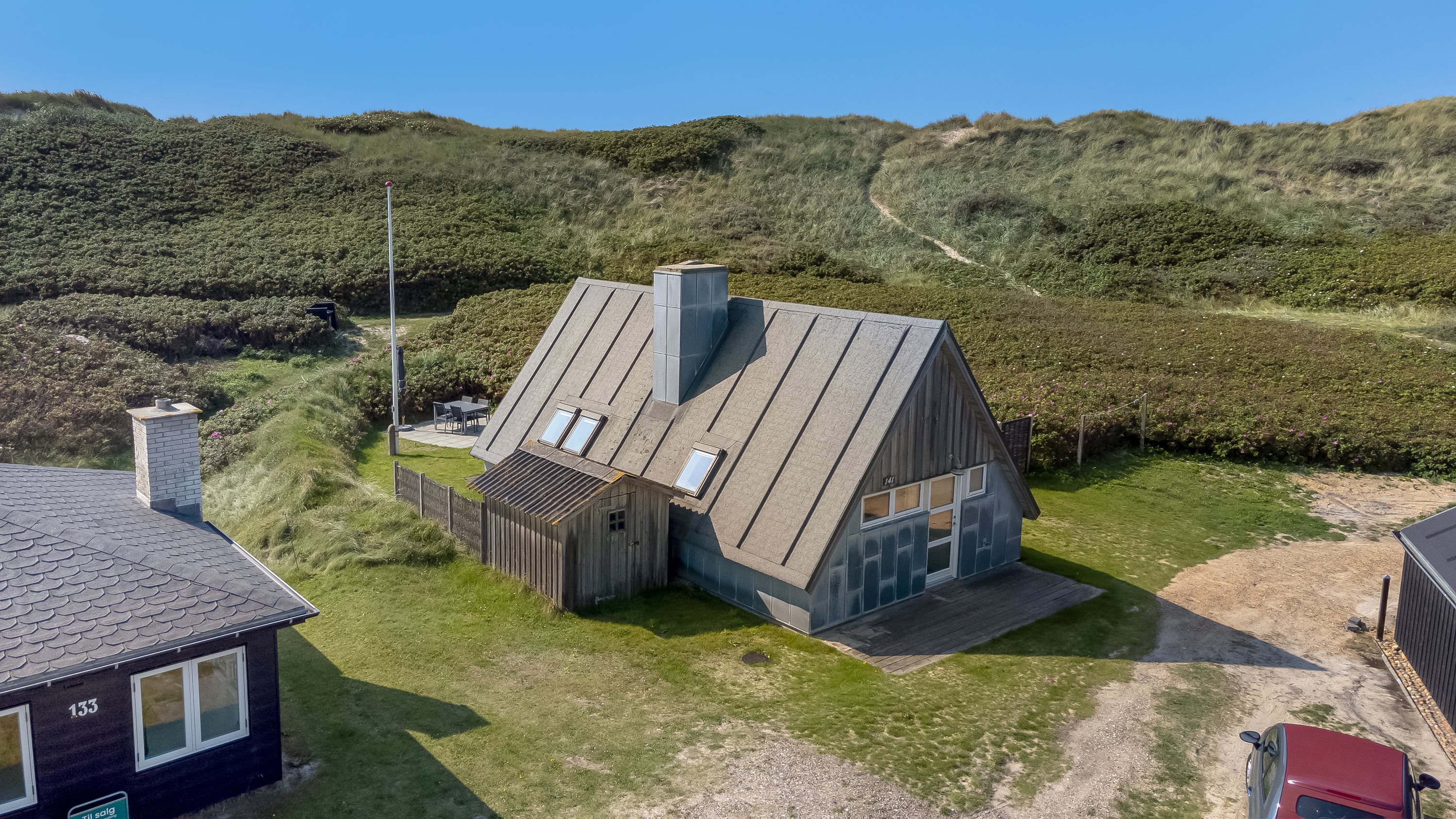 Fremhævet mastefoto billede i fuldskærmstilstand. Billede af Lodbergsvej 141, Søndervig, 6950 Ringkøbing