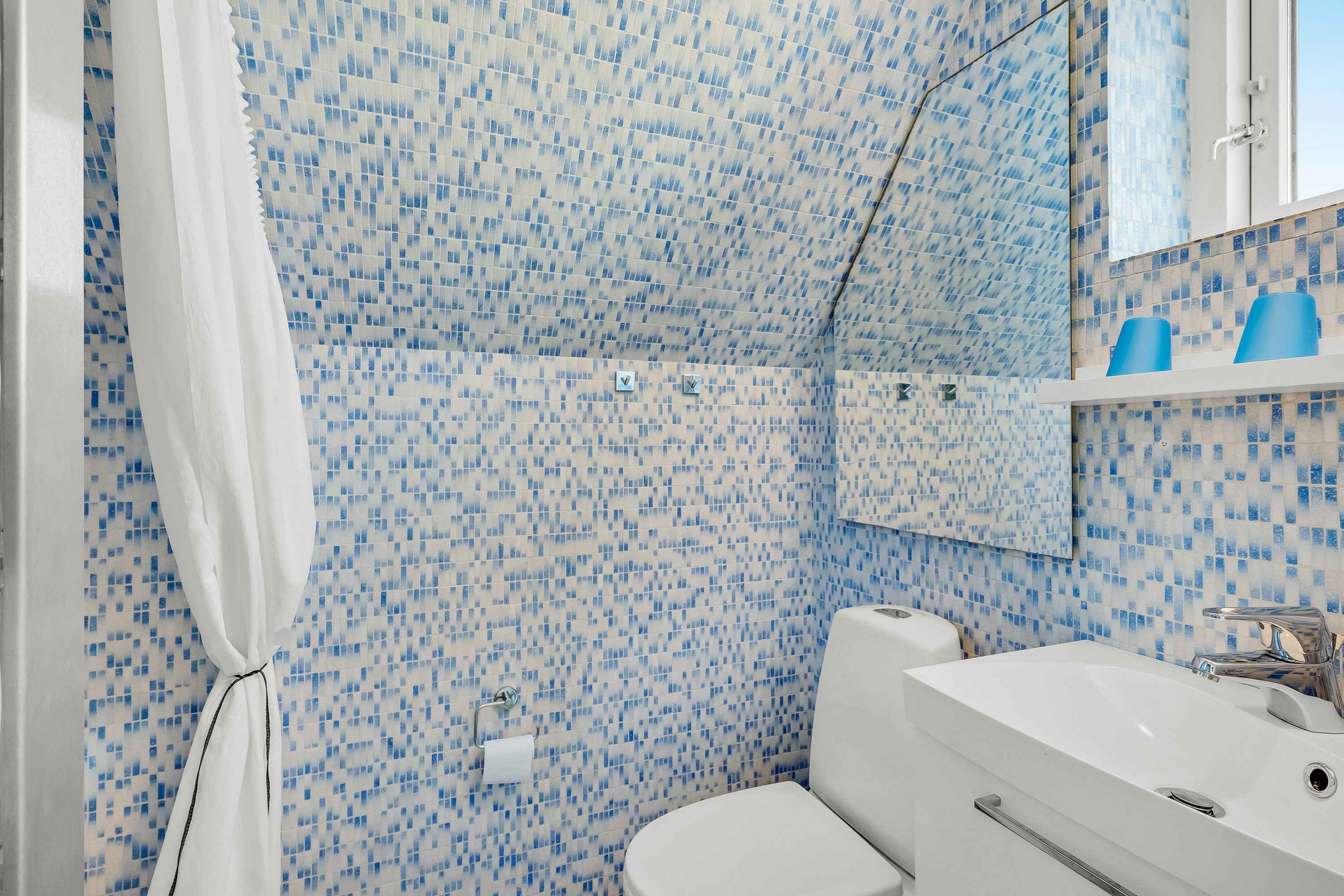 Fremhævet badeværelse billede i fuldskærmstilstand. Billede af Lodbergsvej 141, Søndervig, 6950 Ringkøbing