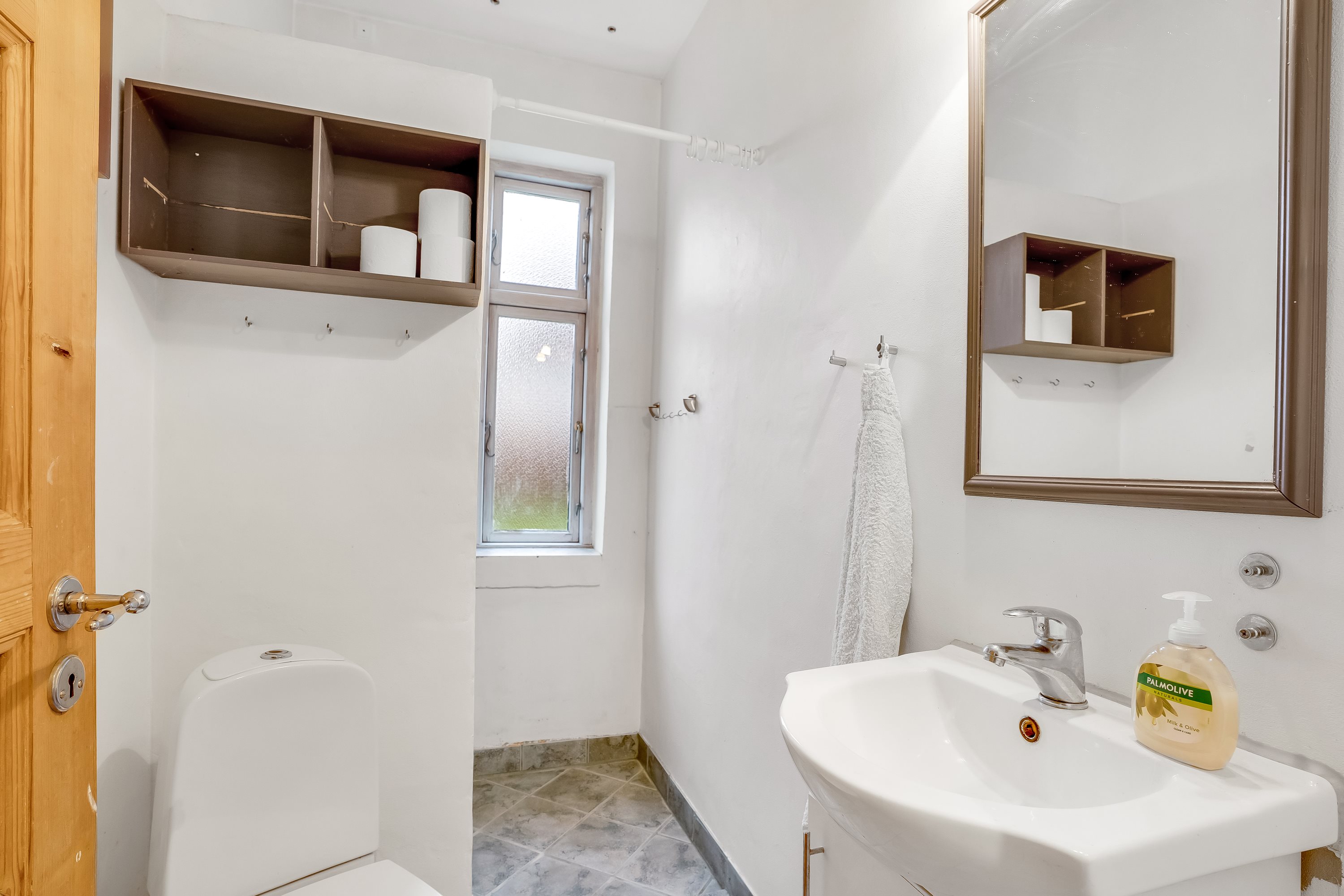 Fremhævet badeværelse billede i fuldskærmstilstand. Billede af Højevej 2, 4913 Horslunde