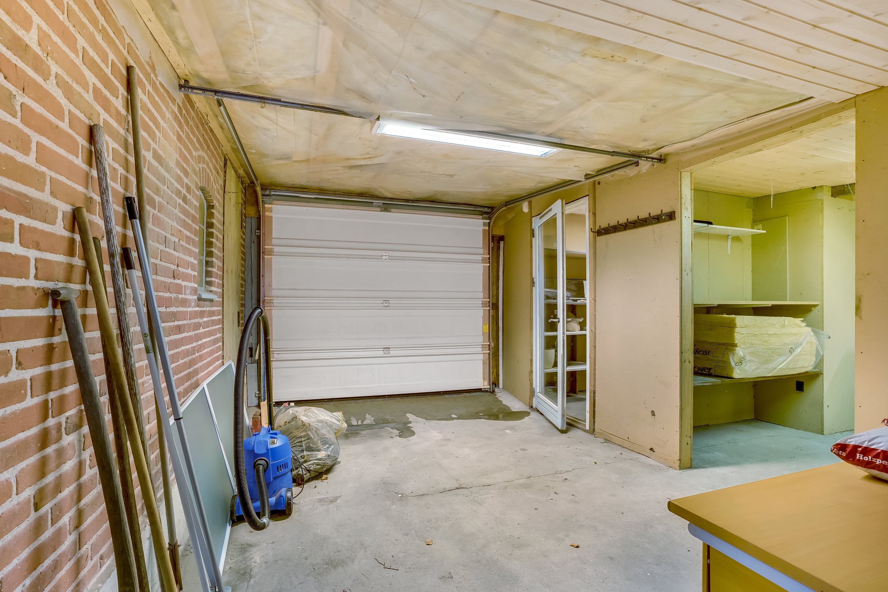 Fremhævet garage billede i fuldskærmstilstand. Billede af Højevej 2, 4913 Horslunde