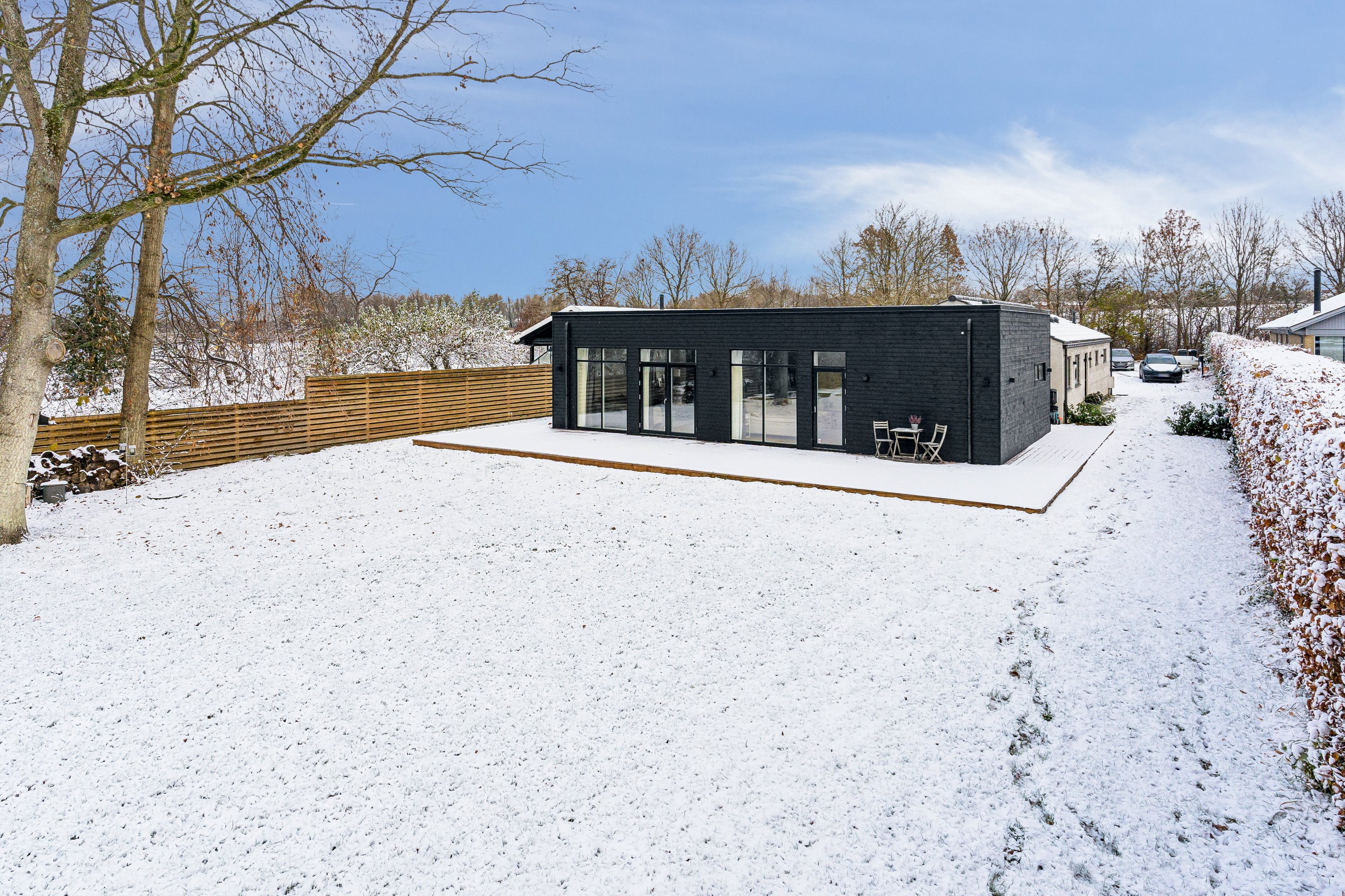 Villa: Ejendom 1 på Åvænget 9, Niverød, 2990 Nivå