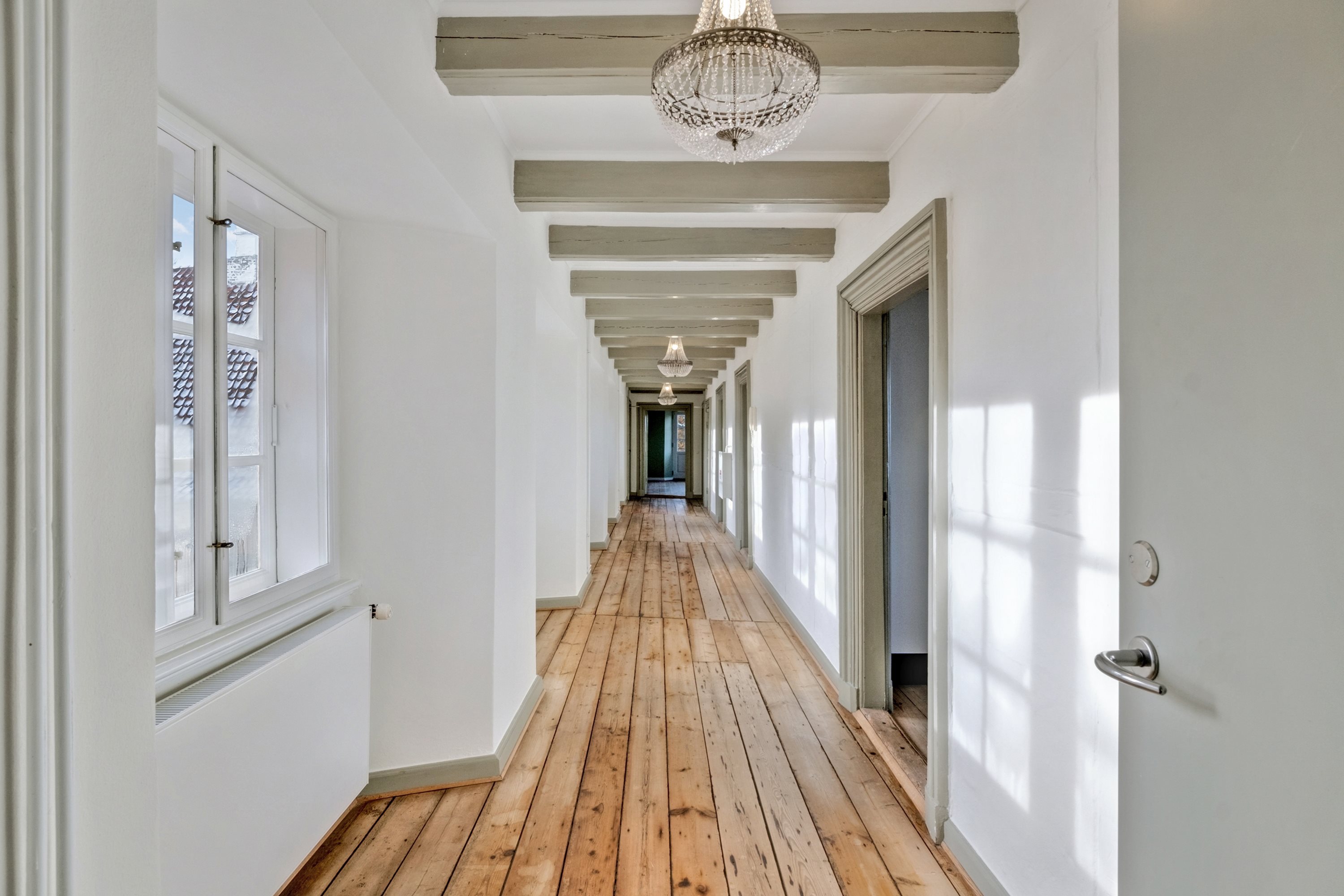 Fremhævet fordelingsgang billede i fuldskærmstilstand. Billede af Rishøjvej 2, 2. th. nord., V Hæsinge, 5672 Broby