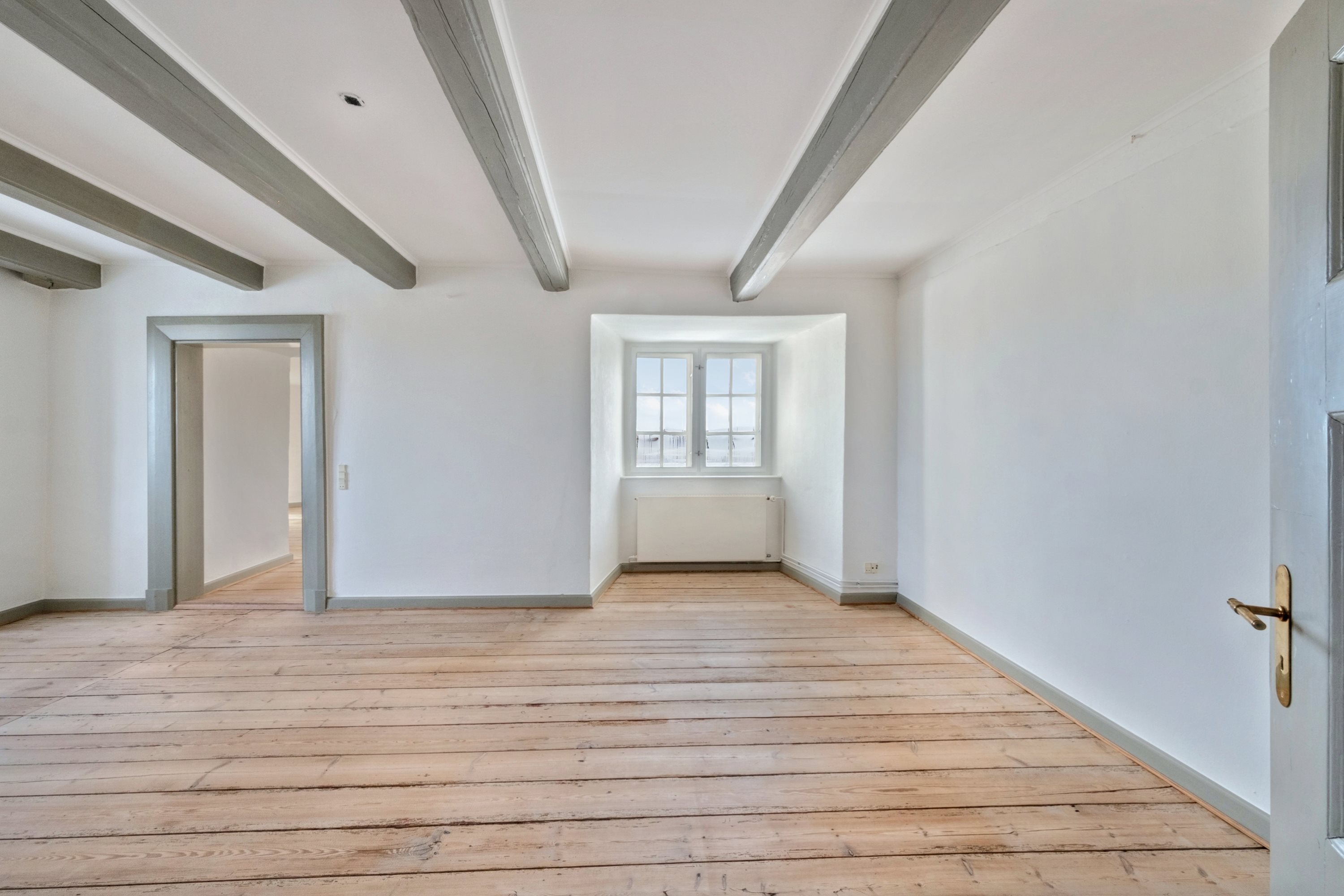 Fremhævet stue billede i fuldskærmstilstand. Billede af Rishøjvej 2, 2. th. nord., V Hæsinge, 5672 Broby