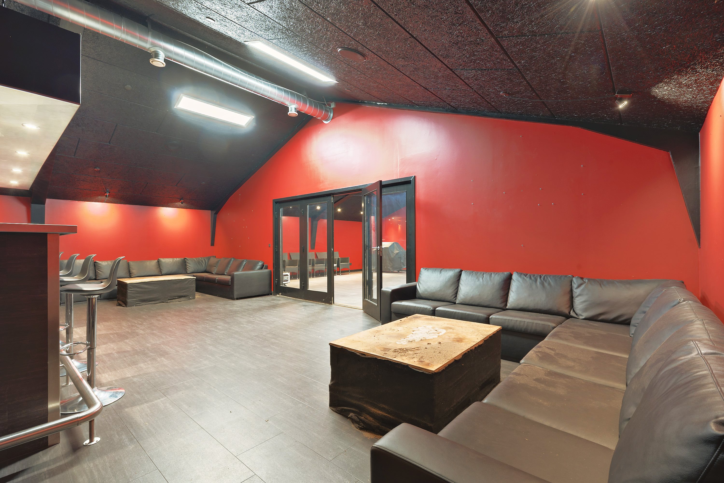 Fremhævet bar billede i fuldskærmstilstand. Billede af Langelandsvej 24, 5800 Nyborg