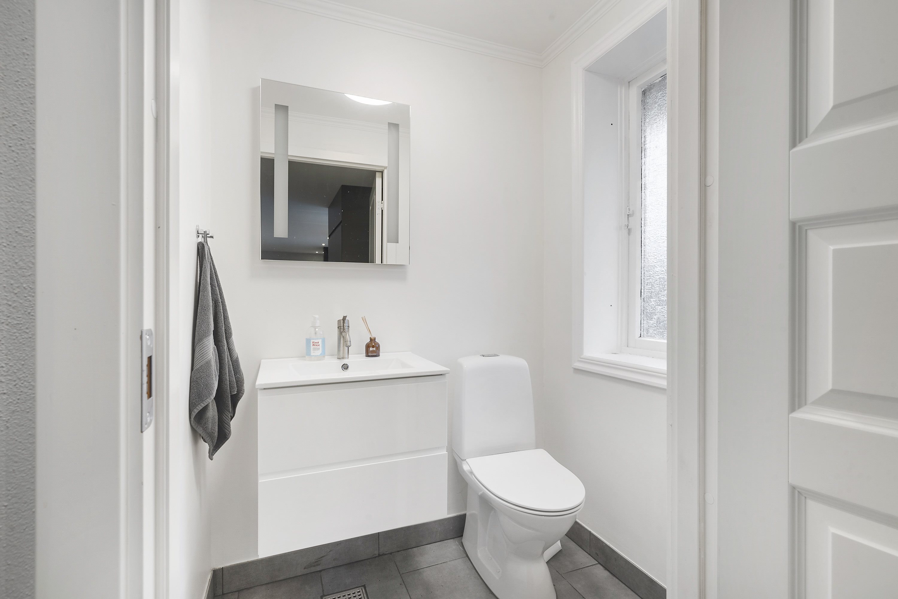 Fremhævet badeværelse billede i fuldskærmstilstand. Billede af Langelandsvej 24, 5800 Nyborg