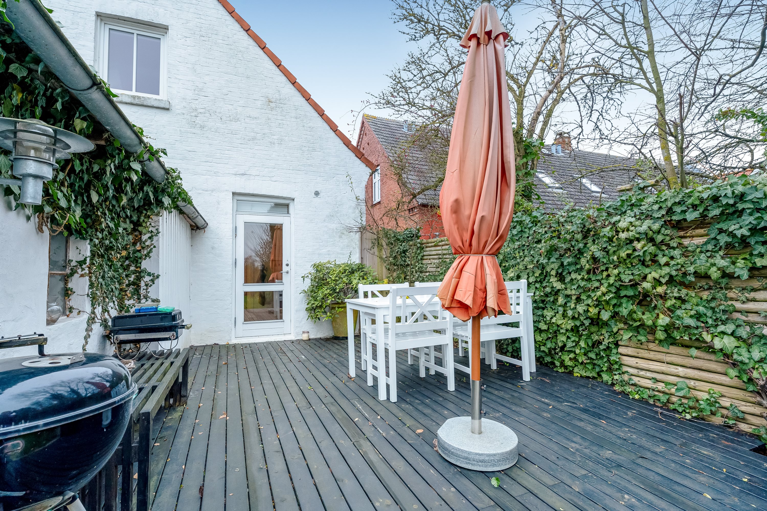 Fremhævet terrasse billede i fuldskærmstilstand. Billede af Hovedgaden 40, 4920 Søllested