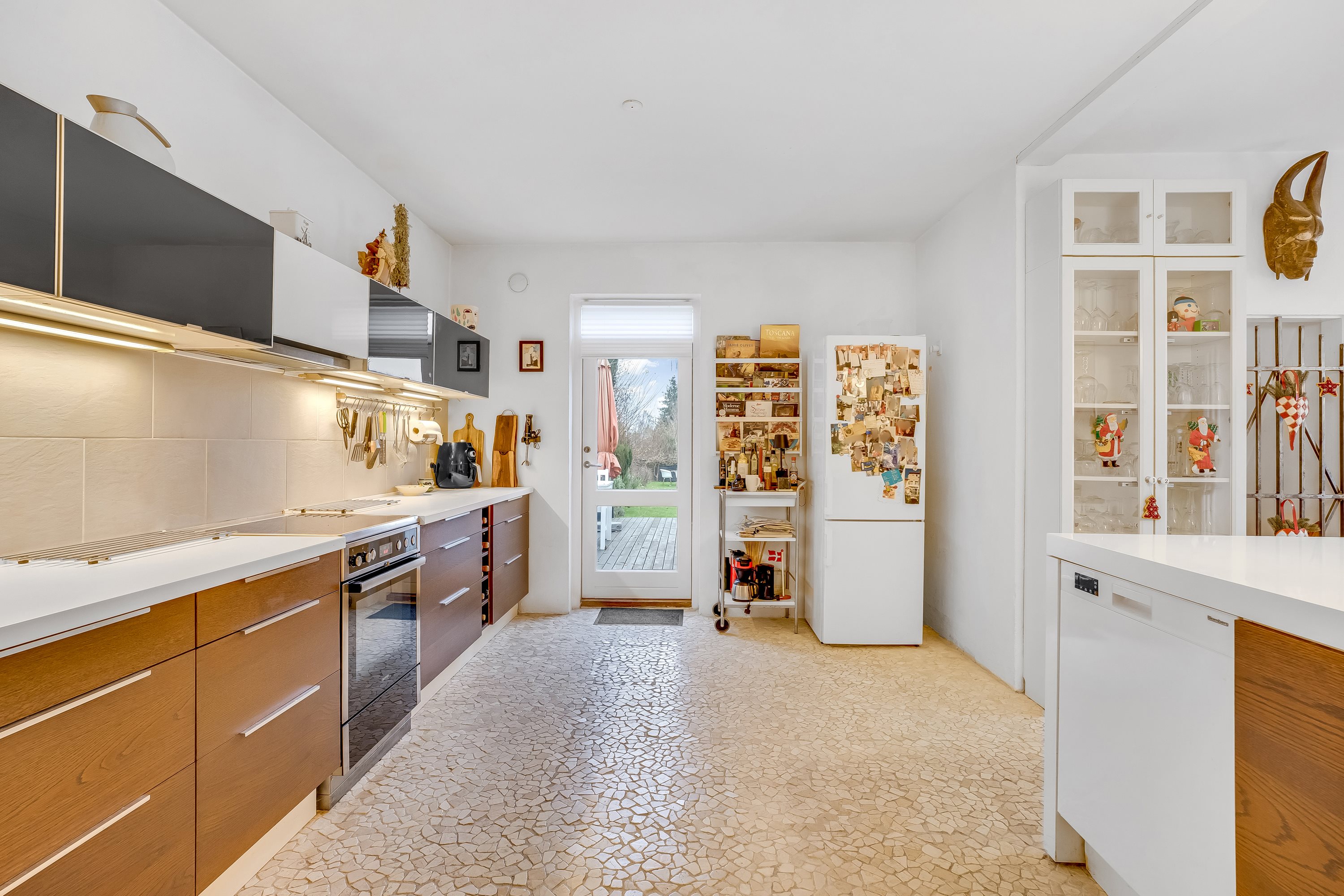 Fremhævet køkken billede i fuldskærmstilstand. Billede af Hovedgaden 40, 4920 Søllested