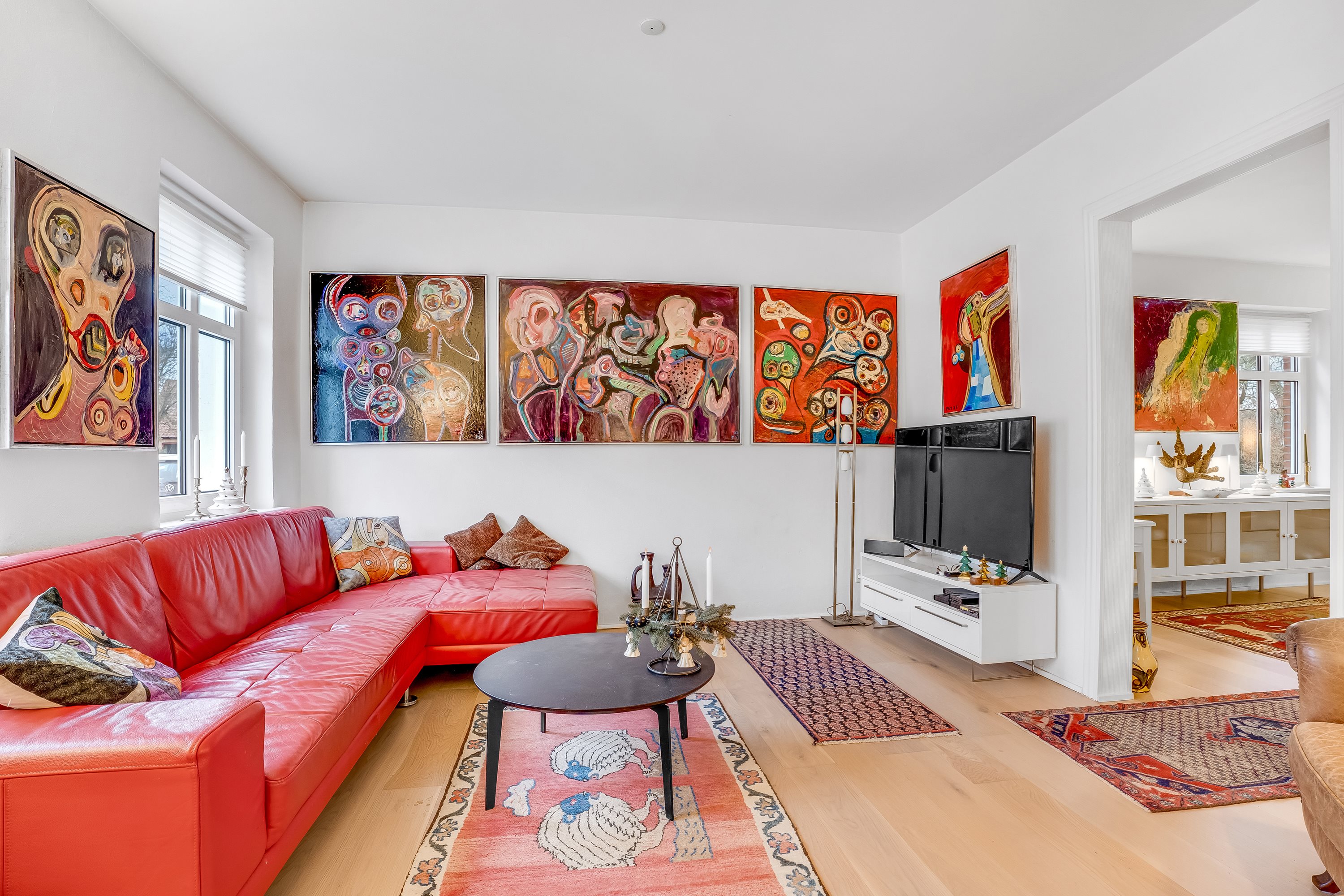 Fremhævet stue billede i fuldskærmstilstand. Billede af Hovedgaden 40, 4920 Søllested