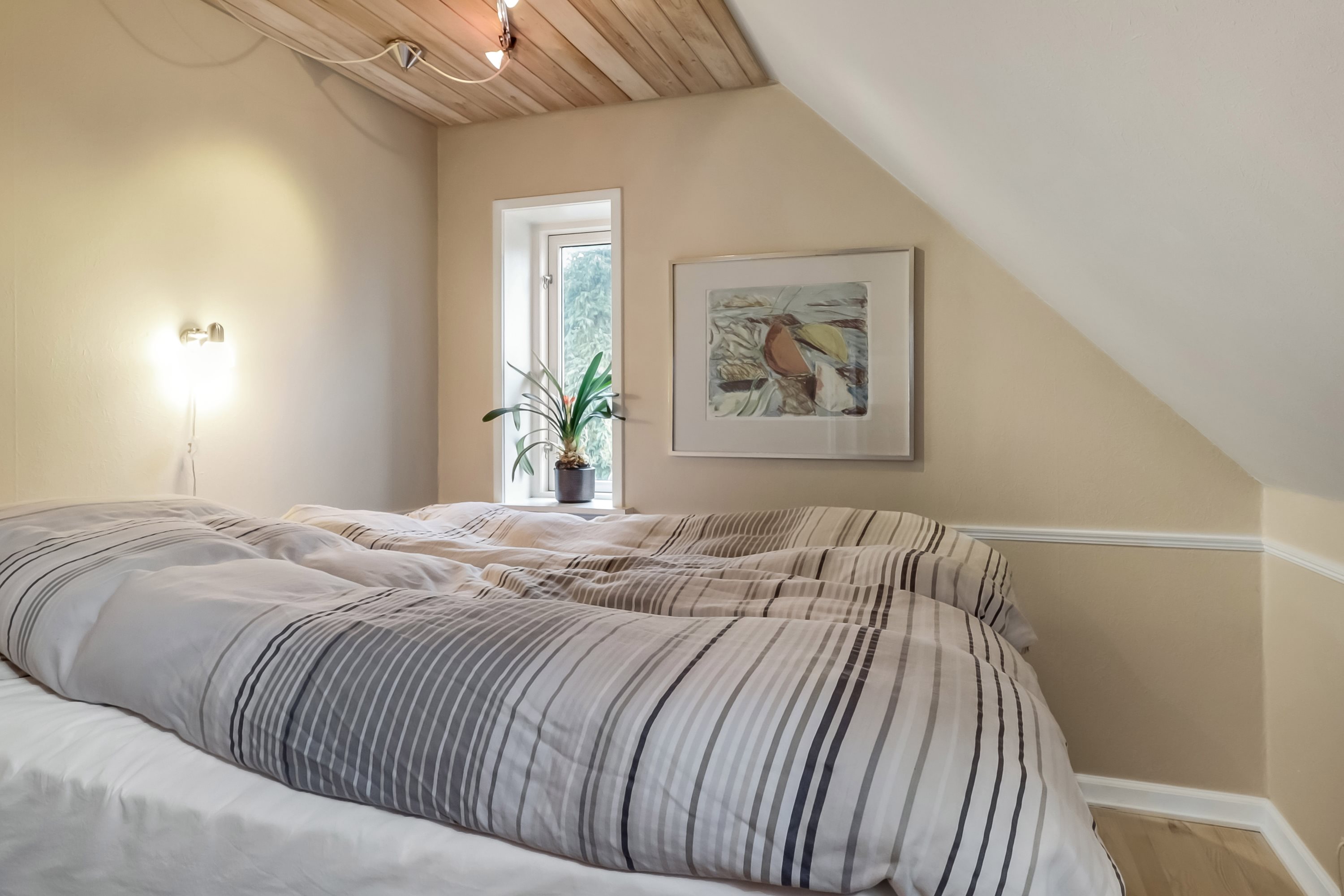 Fremhævet værelse billede i fuldskærmstilstand. Billede af Gammel Skårupvænge 23, 5700 Svendborg