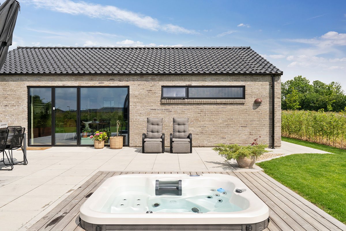 Fremhævet facade billede i fuldskærmstilstand. Billede af Biegårds Alle 32, 8700 Horsens