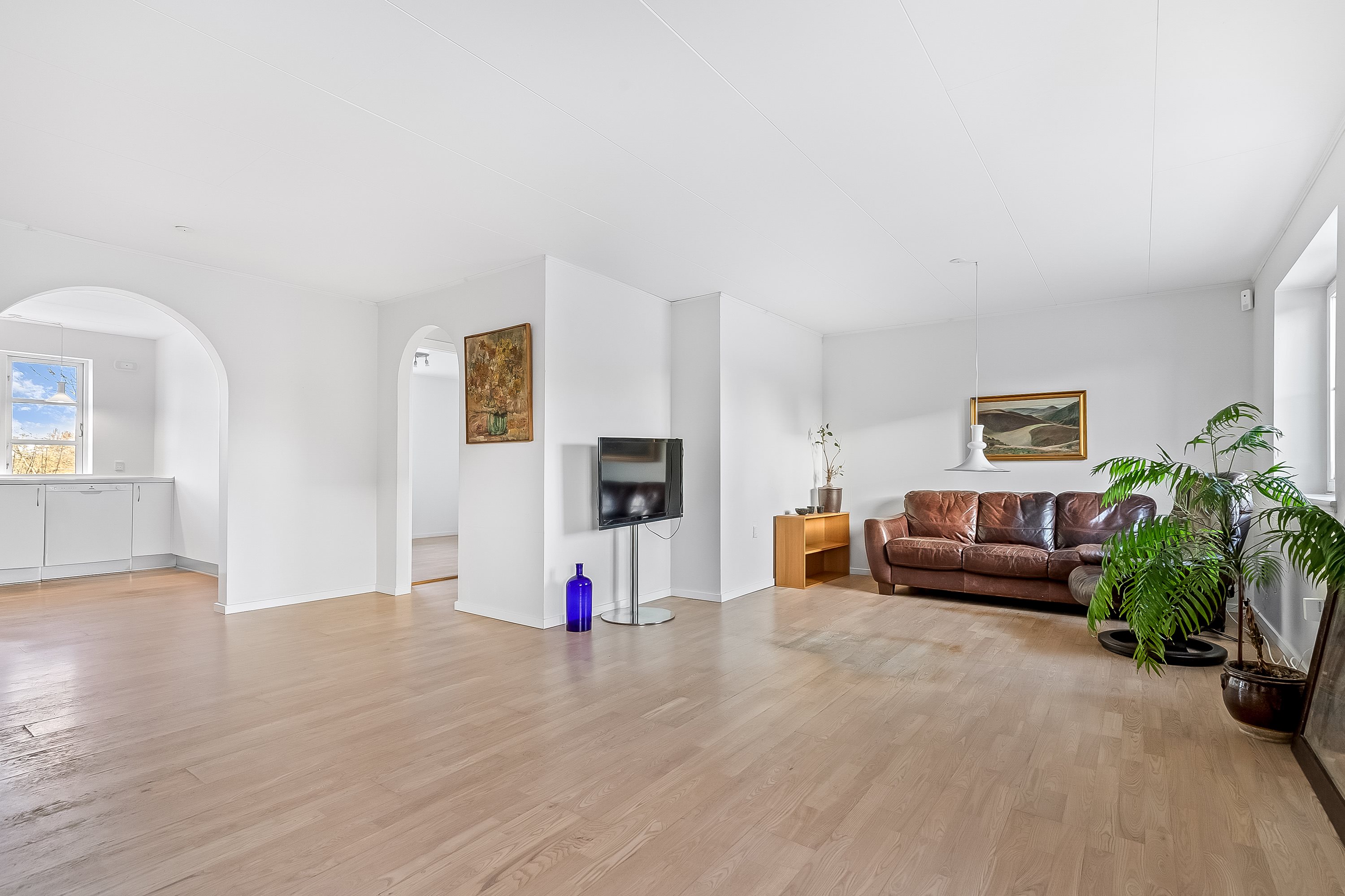 Fremhævet stue billede i fuldskærmstilstand. Billede af Gl. Bjært 11, 6091 Bjert