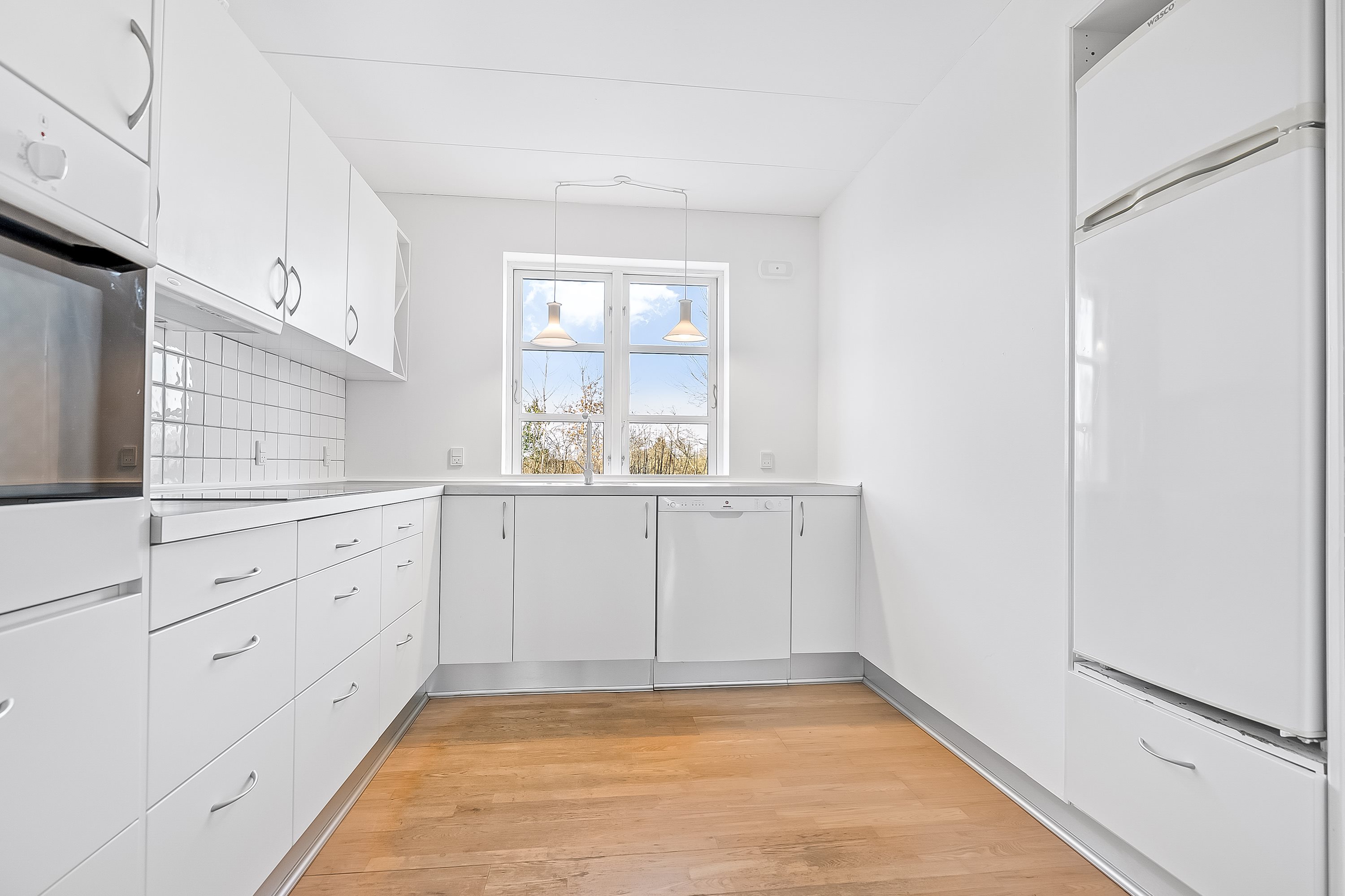 Fremhævet køkken billede i fuldskærmstilstand. Billede af Gl. Bjært 11, 6091 Bjert