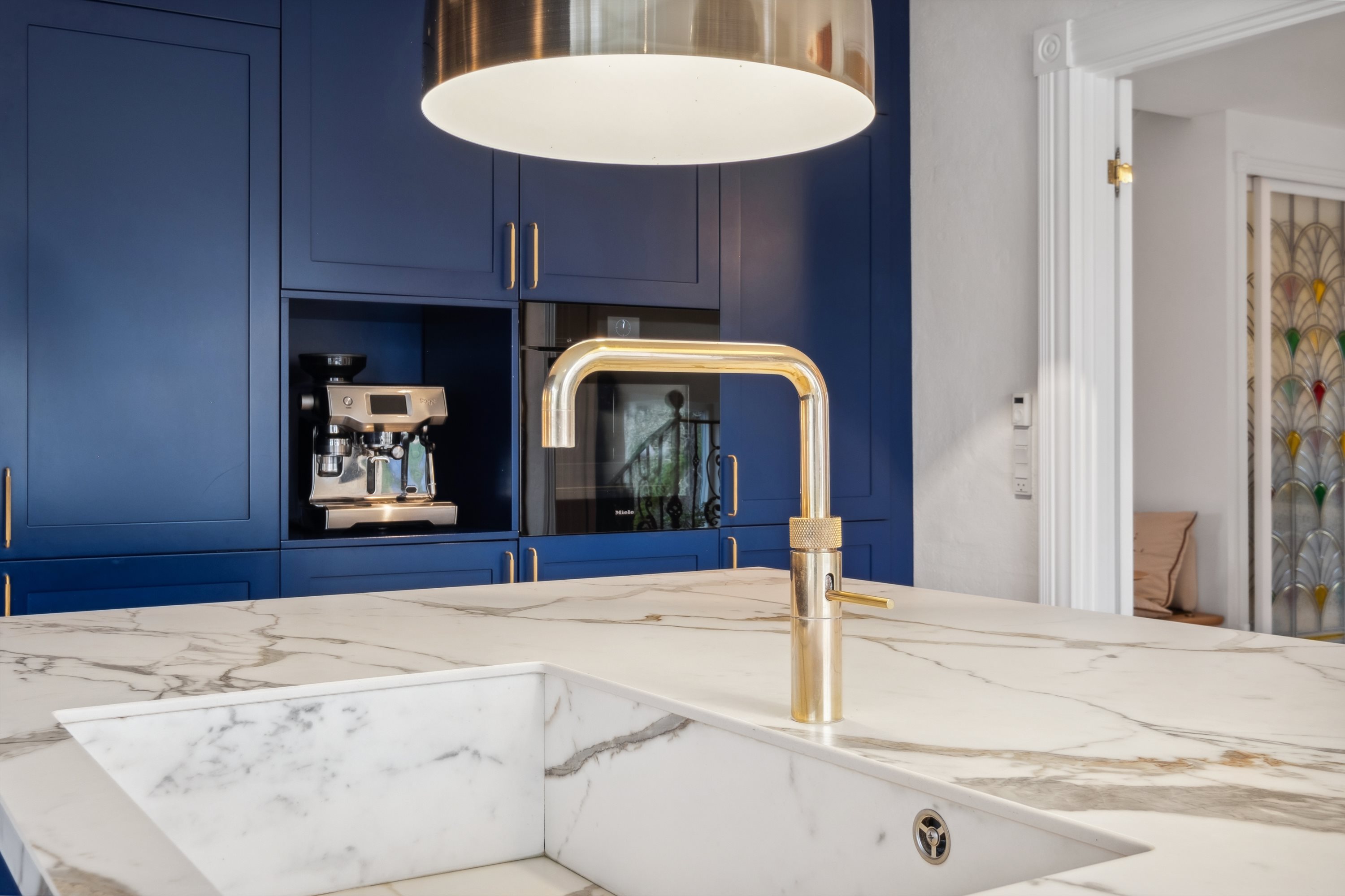 Fremhævet køkken billede i fuldskærmstilstand. Billede af Carl Johans Gade 4, Østbyen, 8700 Horsens