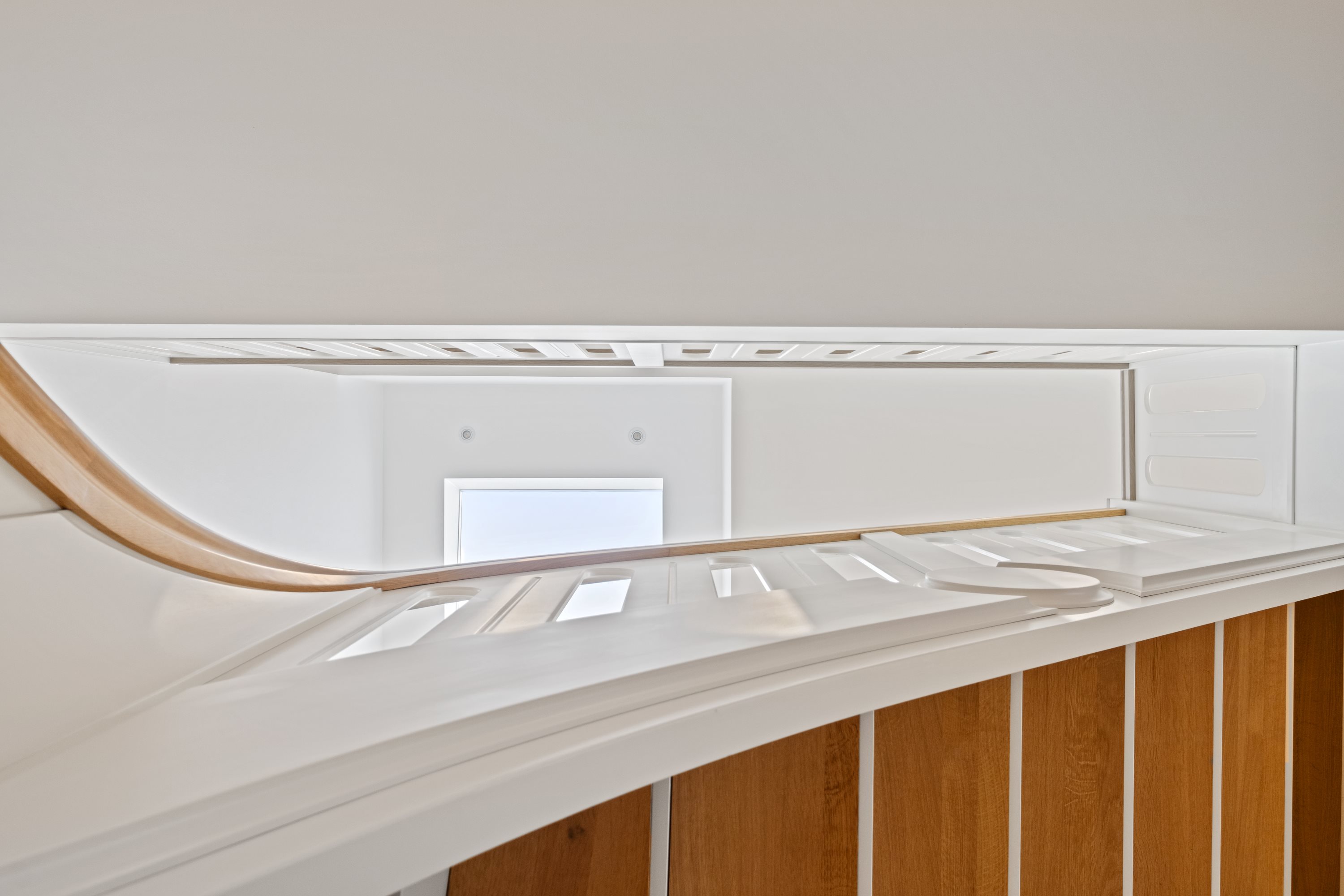 Fremhævet trappe billede i fuldskærmstilstand. Billede af Carl Johans Gade 4, Østbyen, 8700 Horsens