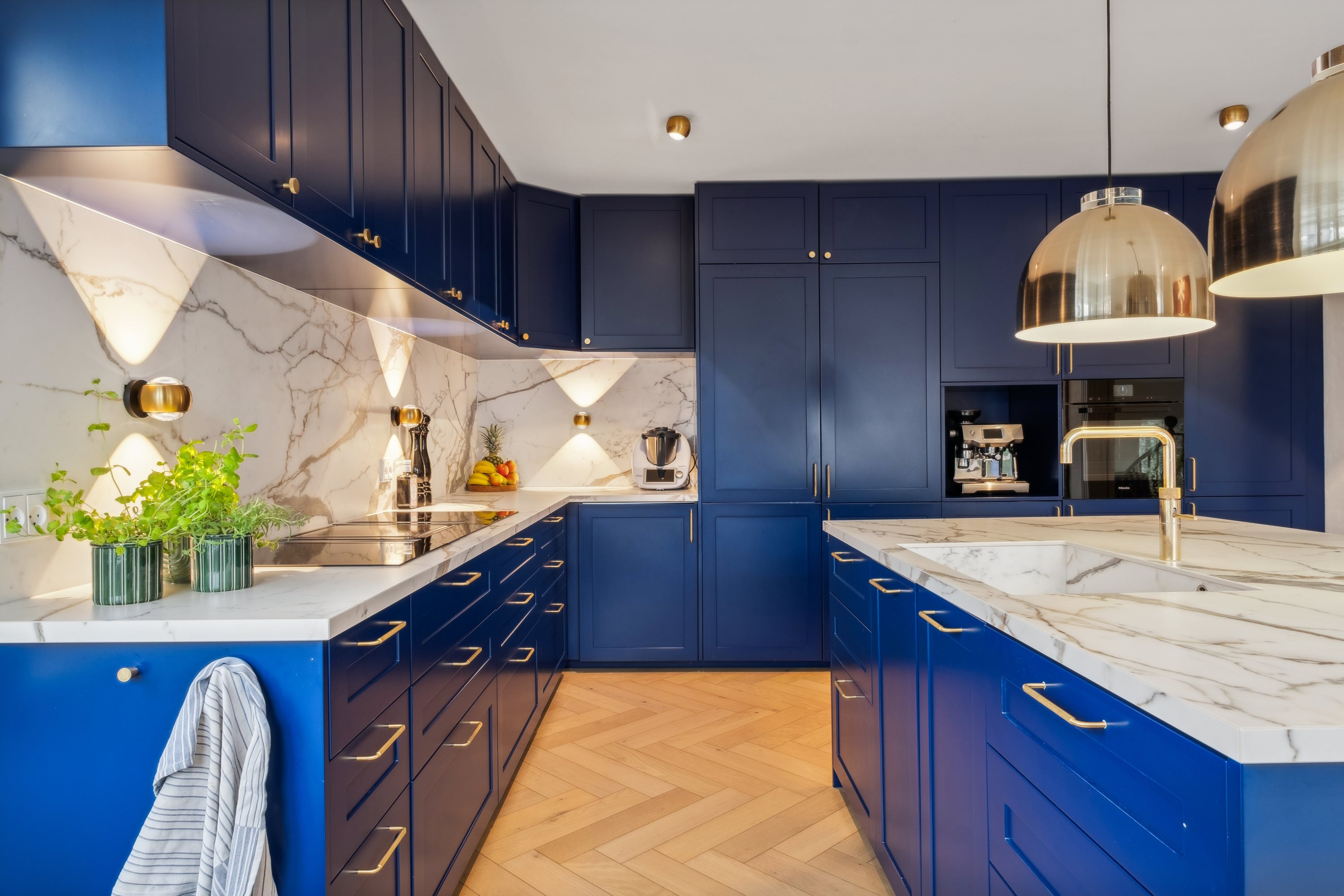 Fremhævet køkken billede i fuldskærmstilstand. Billede af Carl Johans Gade 4, Østbyen, 8700 Horsens