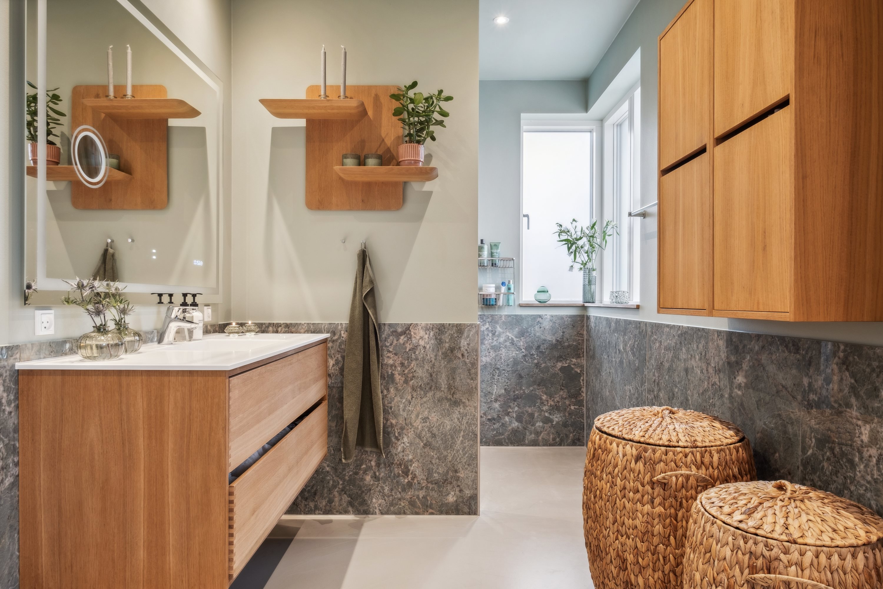 Fremhævet badeværelse billede i fuldskærmstilstand. Billede af Carl Johans Gade 4, Østbyen, 8700 Horsens