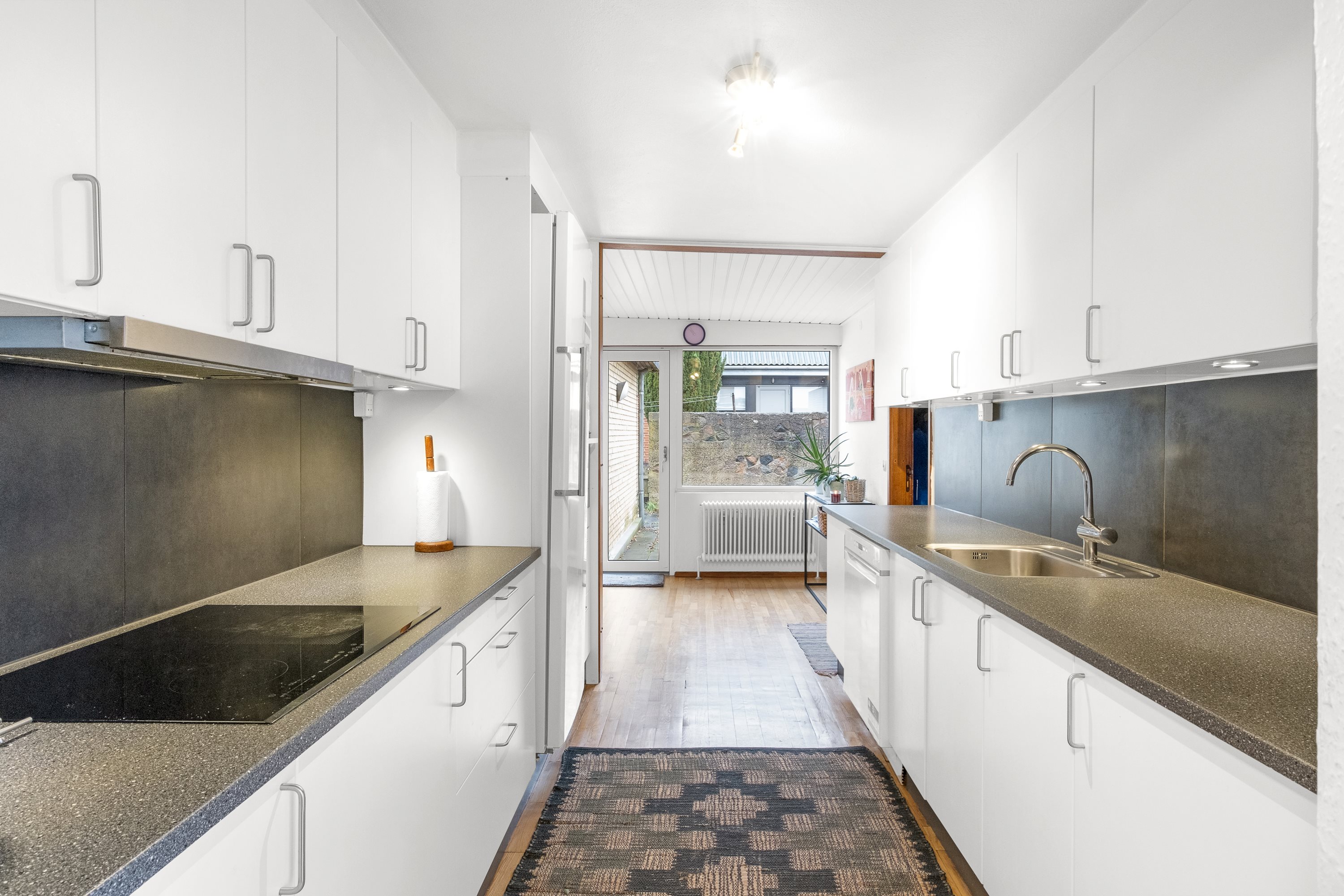 Fremhævet køkken billede i fuldskærmstilstand. Billede af Mosevangen 3, 8520 Lystrup