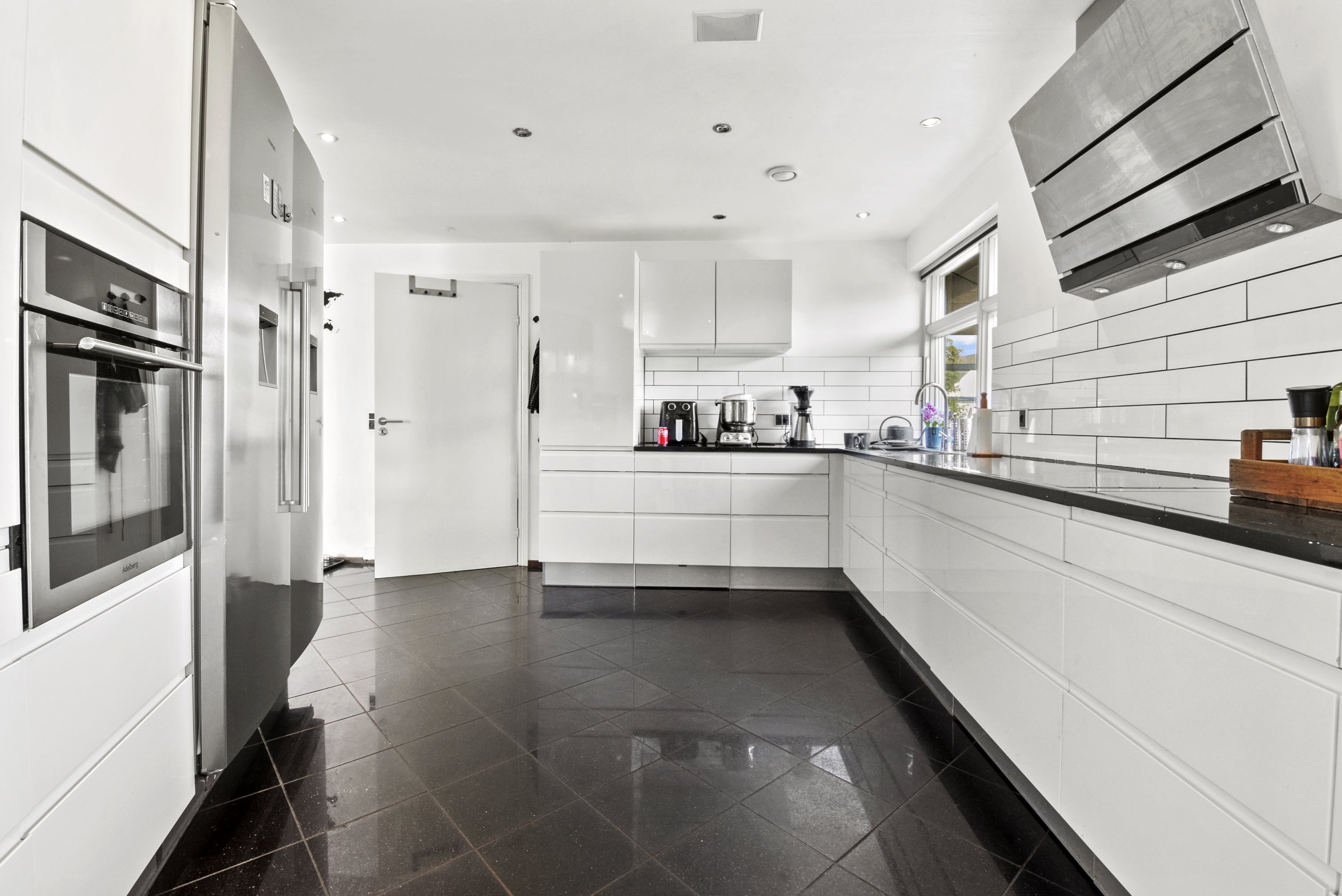 Fremhævet badeværelse billede i fuldskærmstilstand. Billede af Horsensvej 93 + 93B, Tebstrup, 8660 Skanderborg